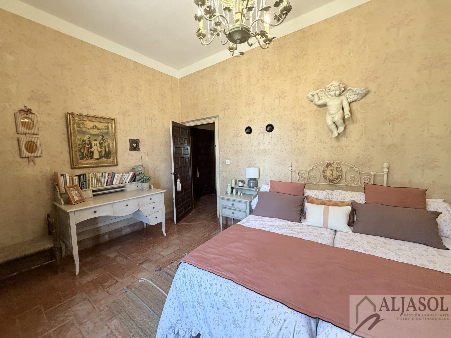 Venta de chalet en Bollullos de la Mitación