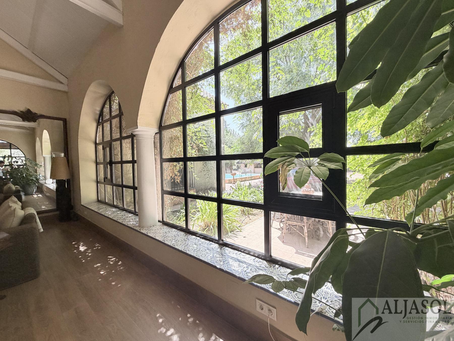 Venta de chalet en Bollullos de la Mitación