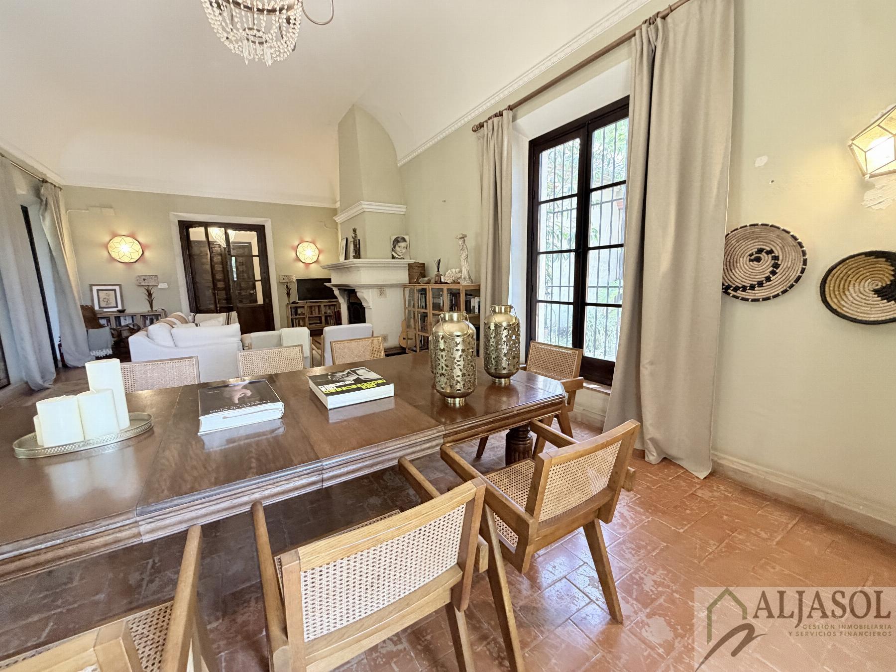 Venta de chalet en Bollullos de la Mitación