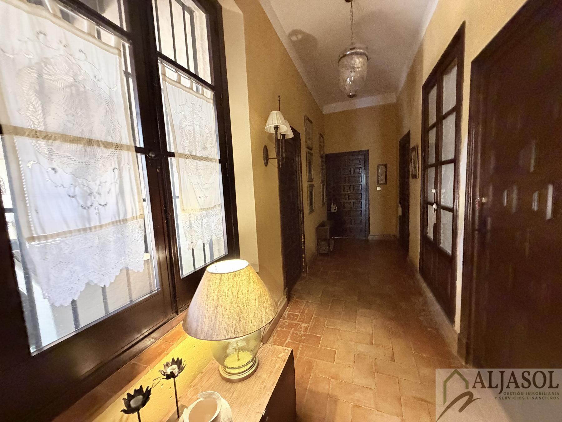 Venta de chalet en Bollullos de la Mitación