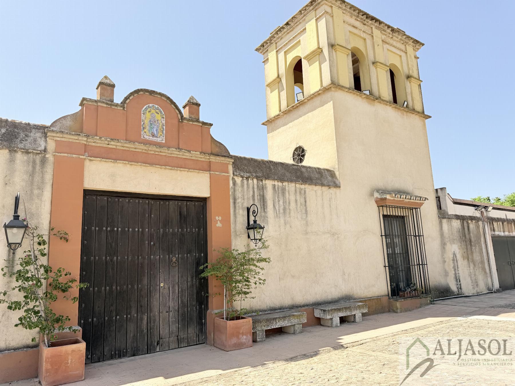Venta de chalet en Bollullos de la Mitación