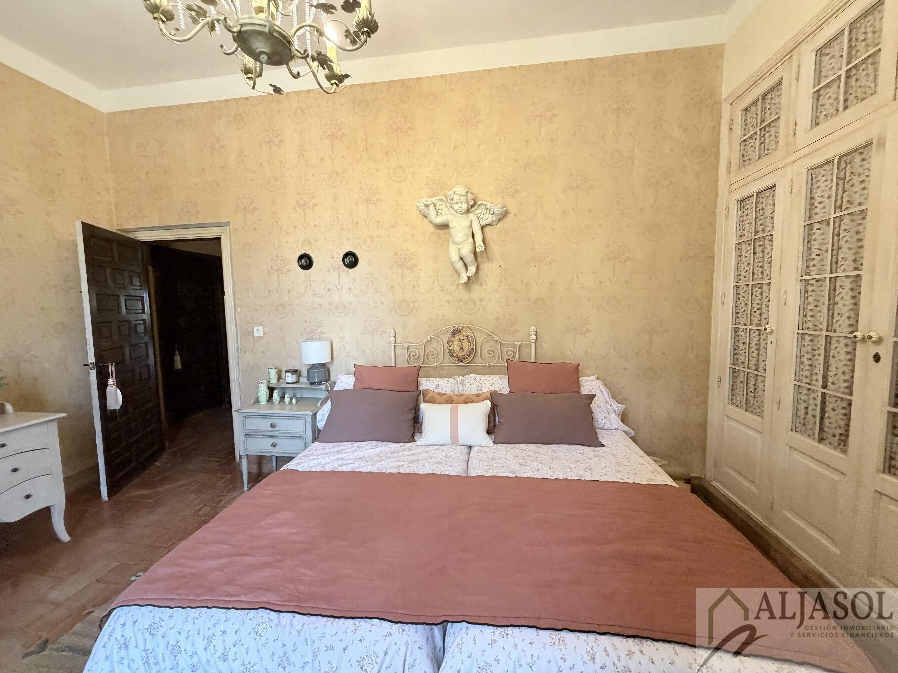Venta de chalet en Bollullos de la Mitación