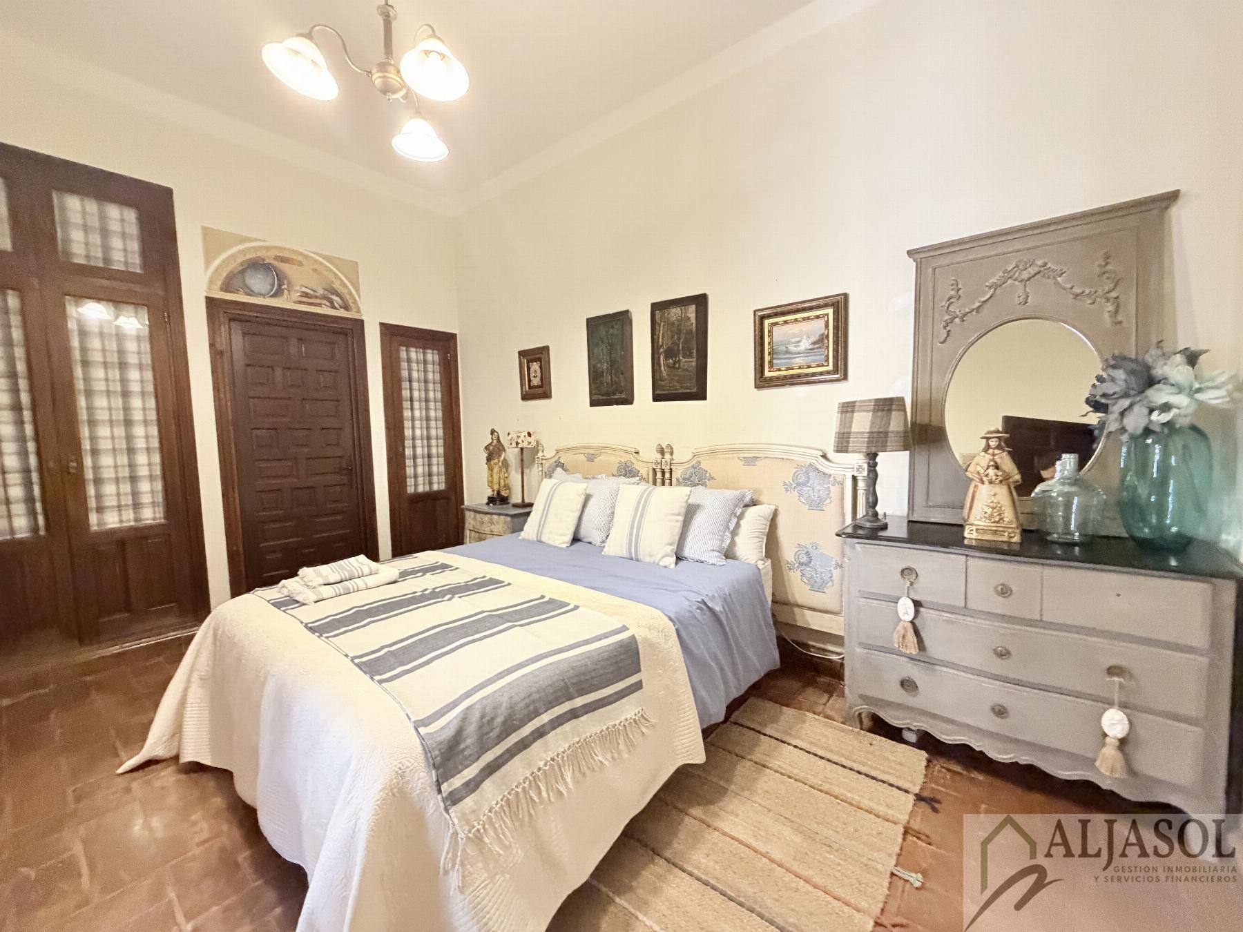 Venta de chalet en Bollullos de la Mitación