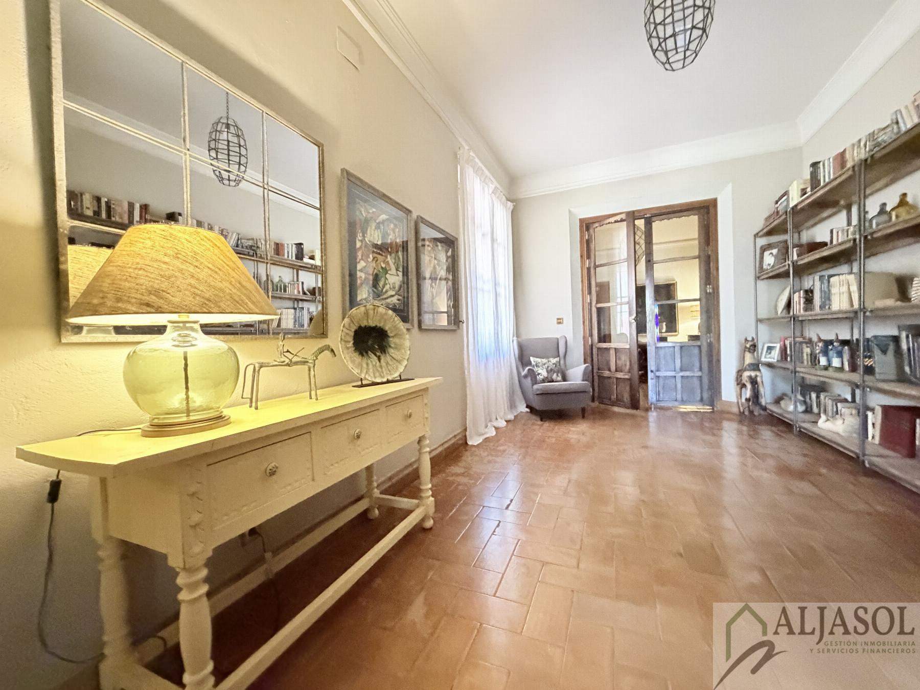 Venta de chalet en Bollullos de la Mitación