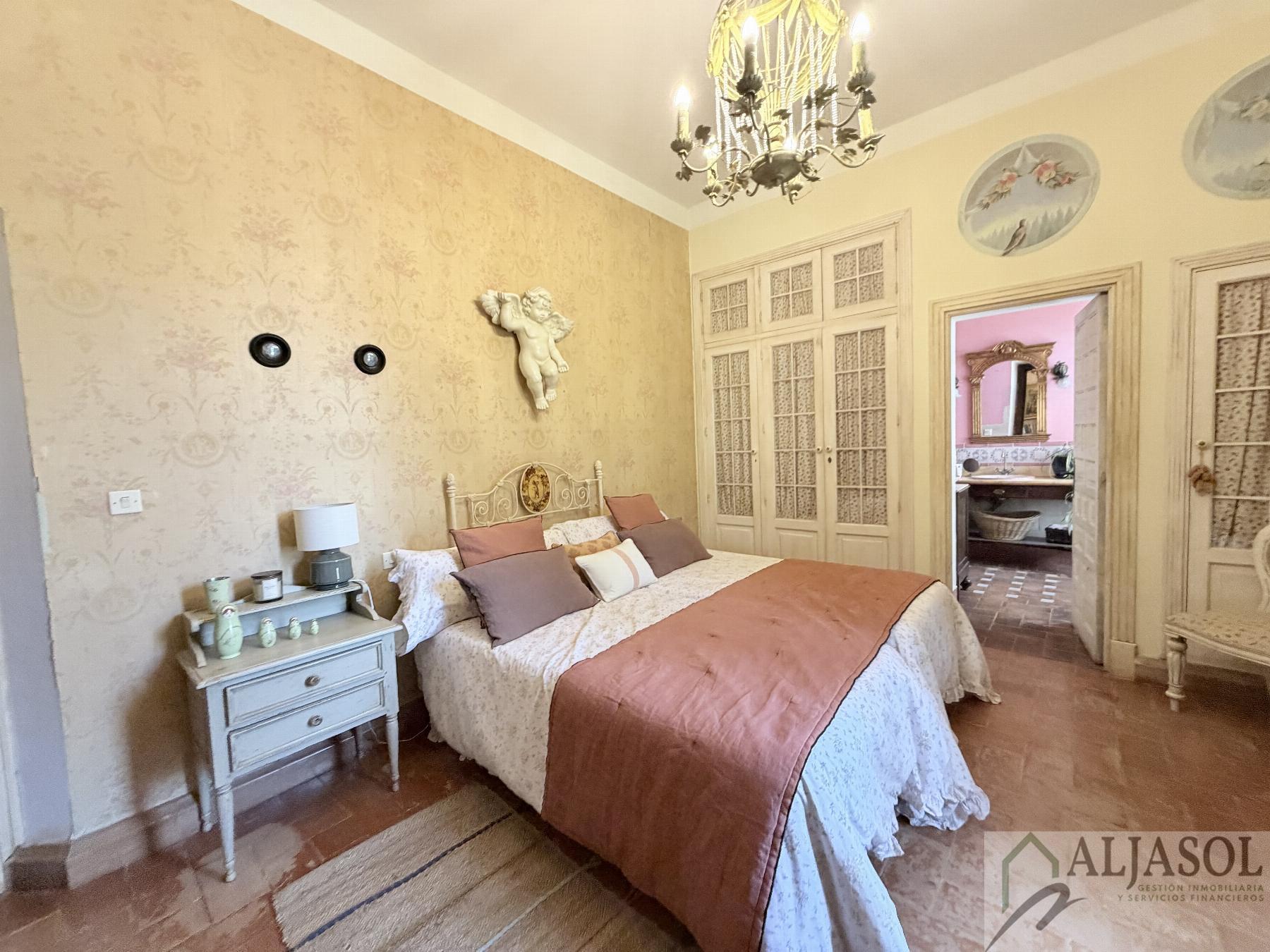 Venta de chalet en Bollullos de la Mitación