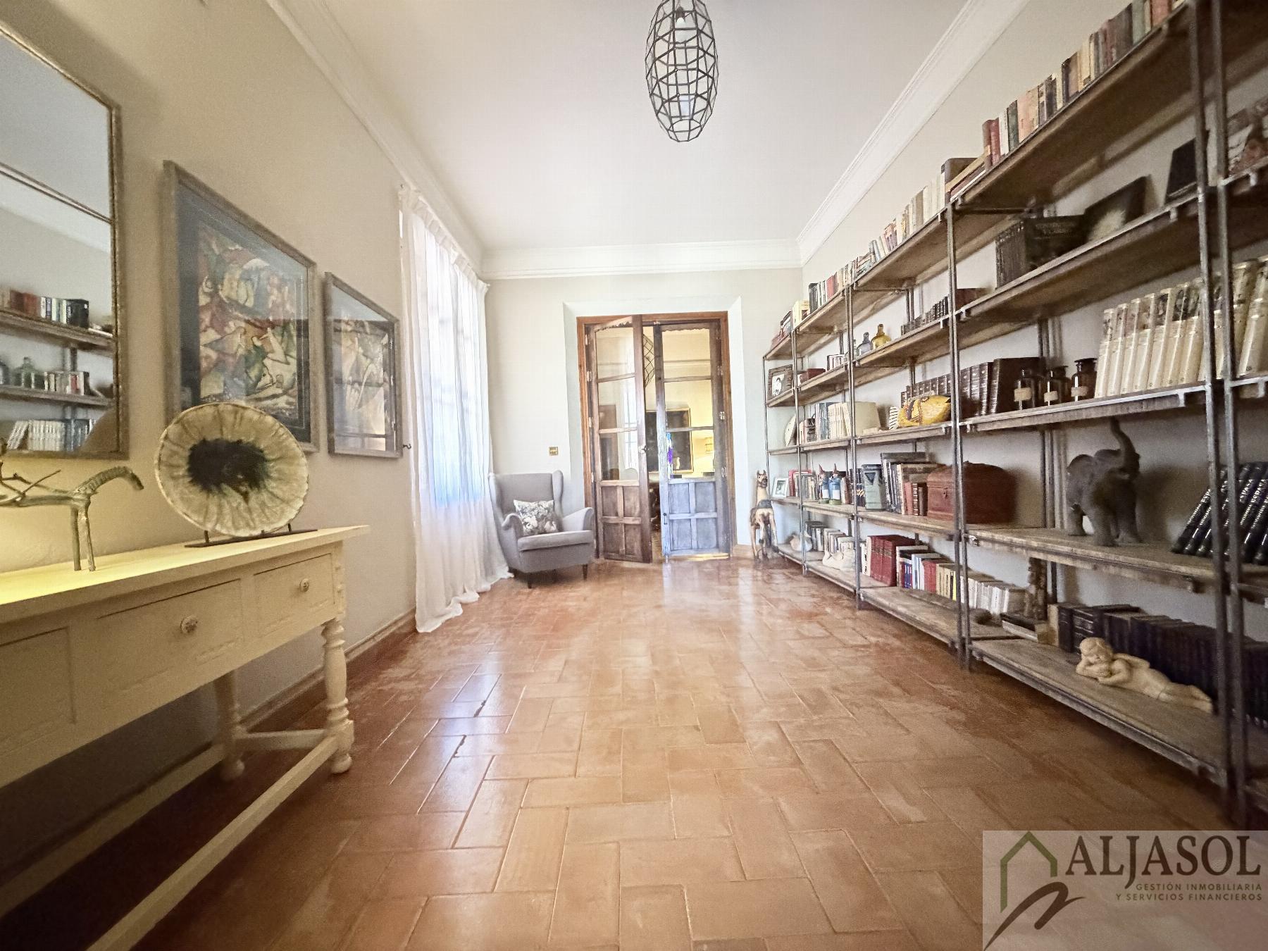 Venta de chalet en Bollullos de la Mitación