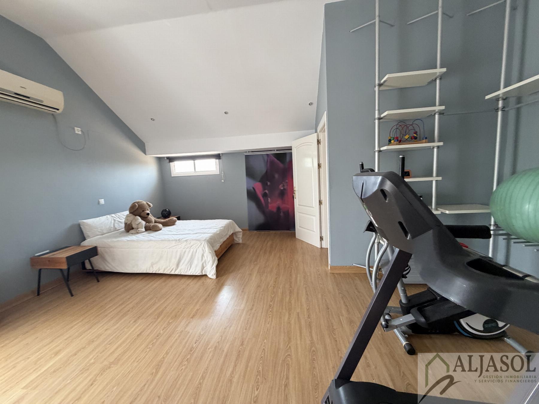 Venta de chalet en Espartinas
