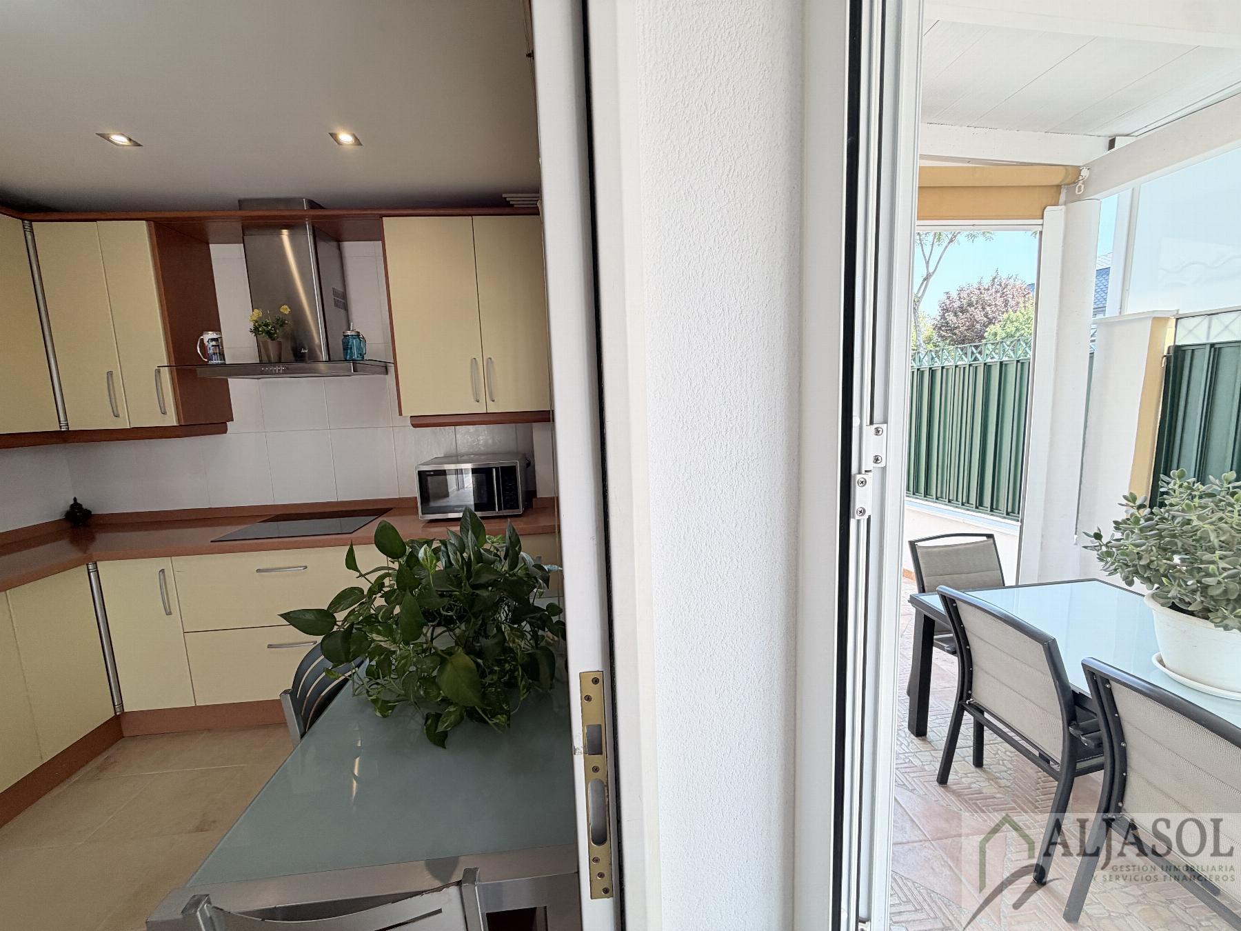 Venta de chalet en Espartinas