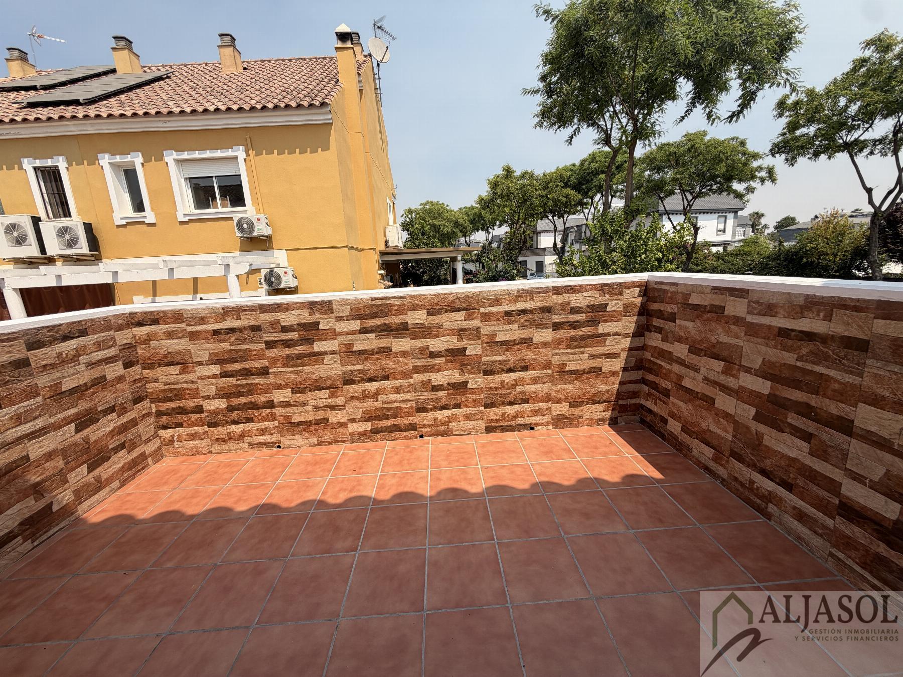 Venta de chalet en Espartinas