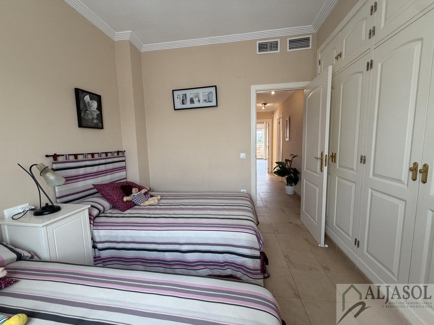 Venta de chalet en Espartinas