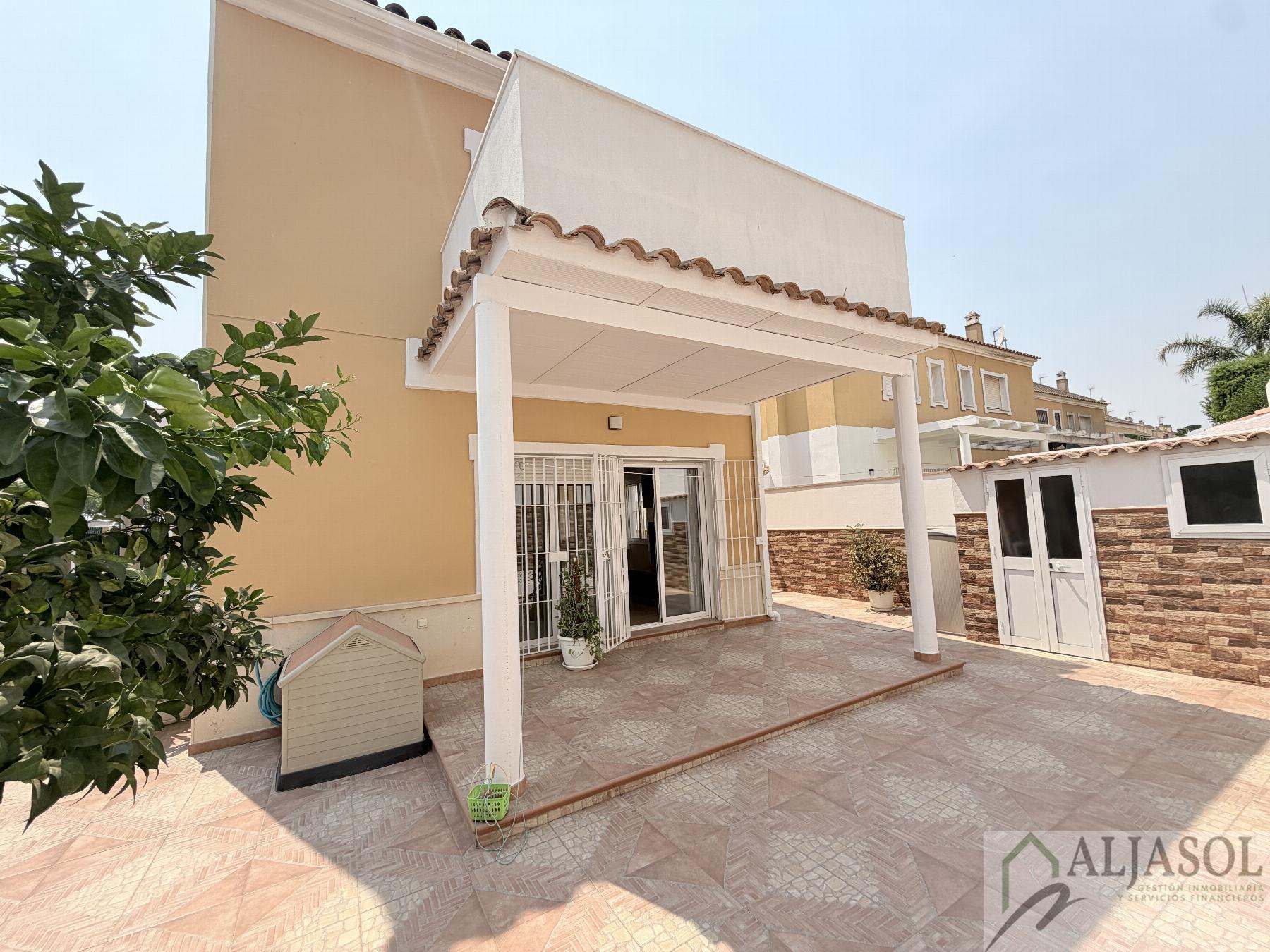 Venta de chalet en Espartinas