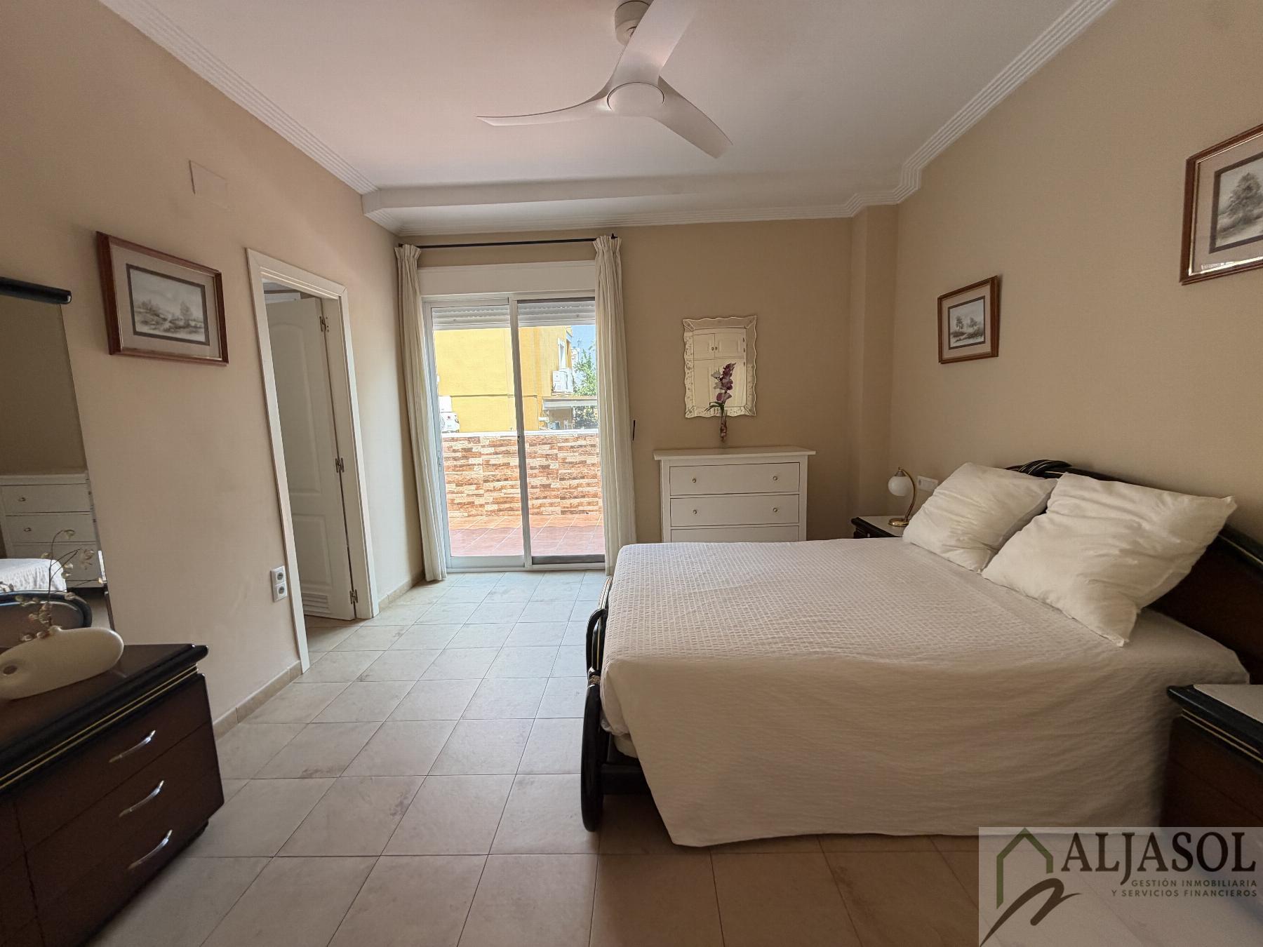 Venta de chalet en Espartinas
