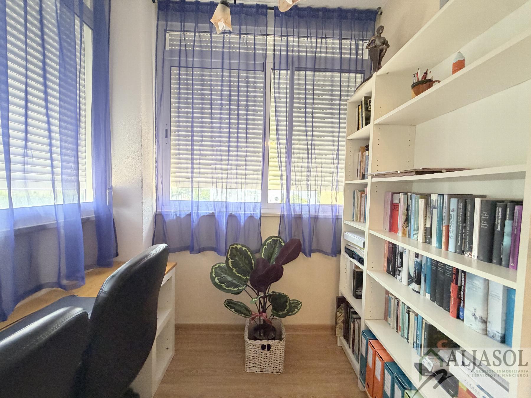 Venta de chalet en Espartinas