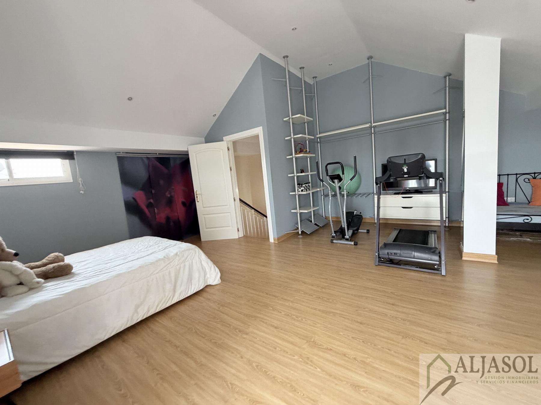 Venta de chalet en Espartinas