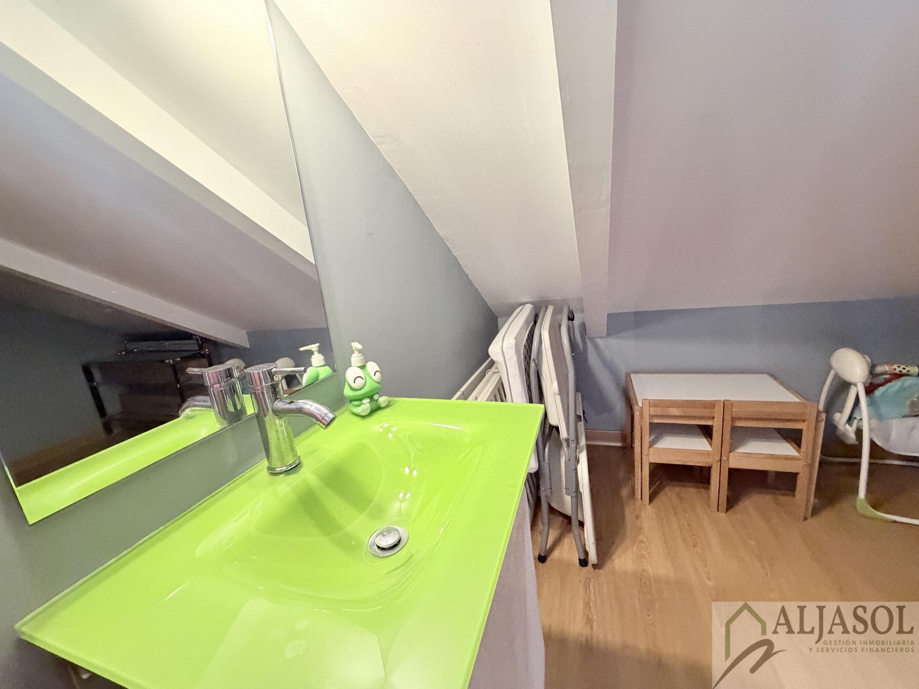 Venta de chalet en Espartinas