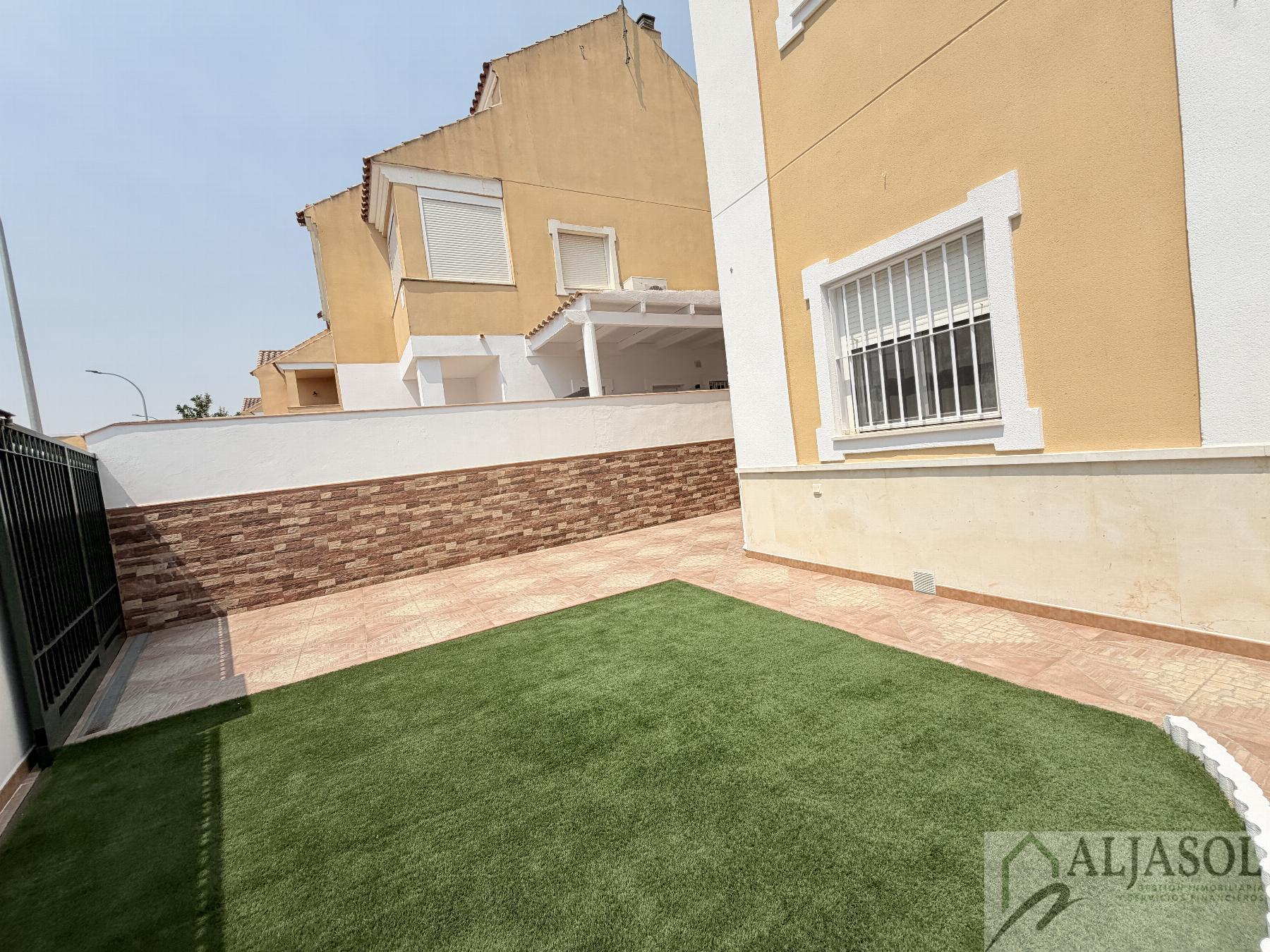 Venta de chalet en Espartinas