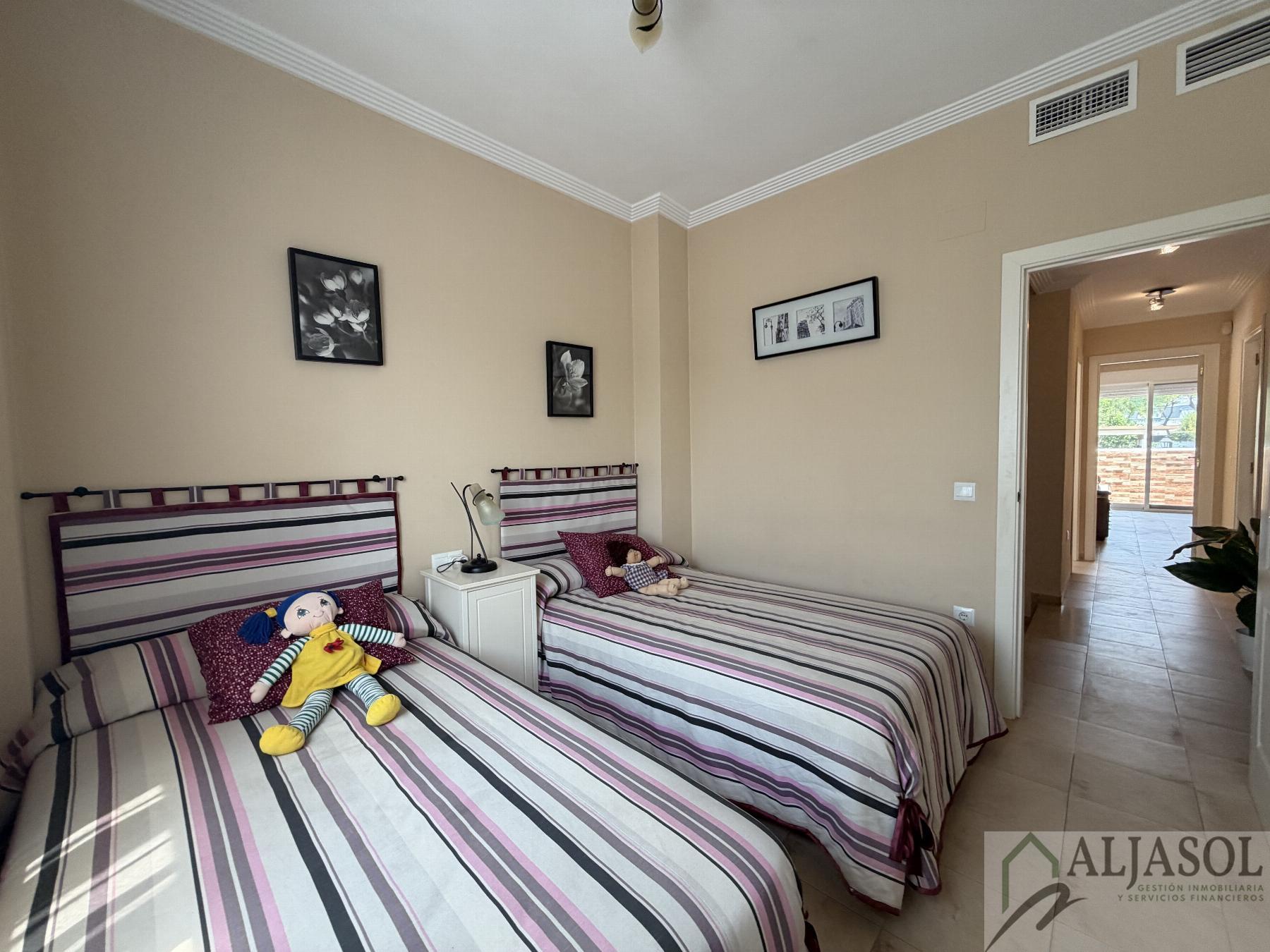 Venta de chalet en Espartinas