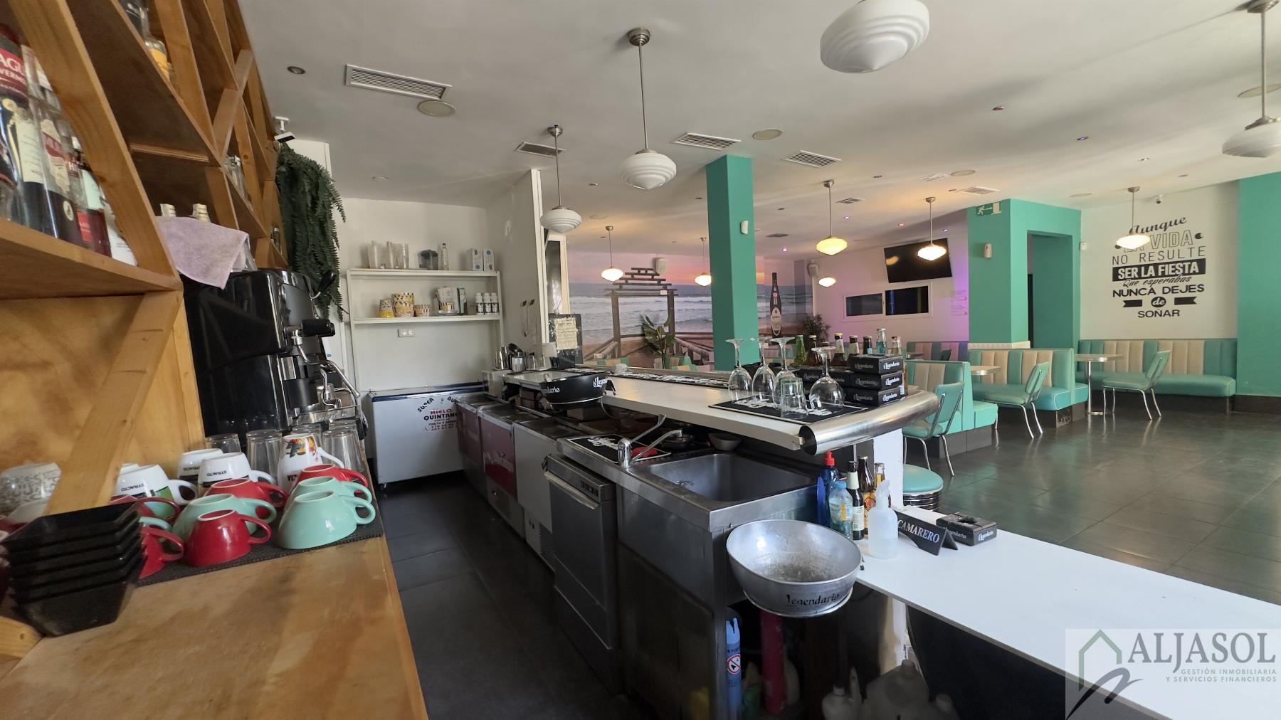 Venta de local en Dos Hermanas