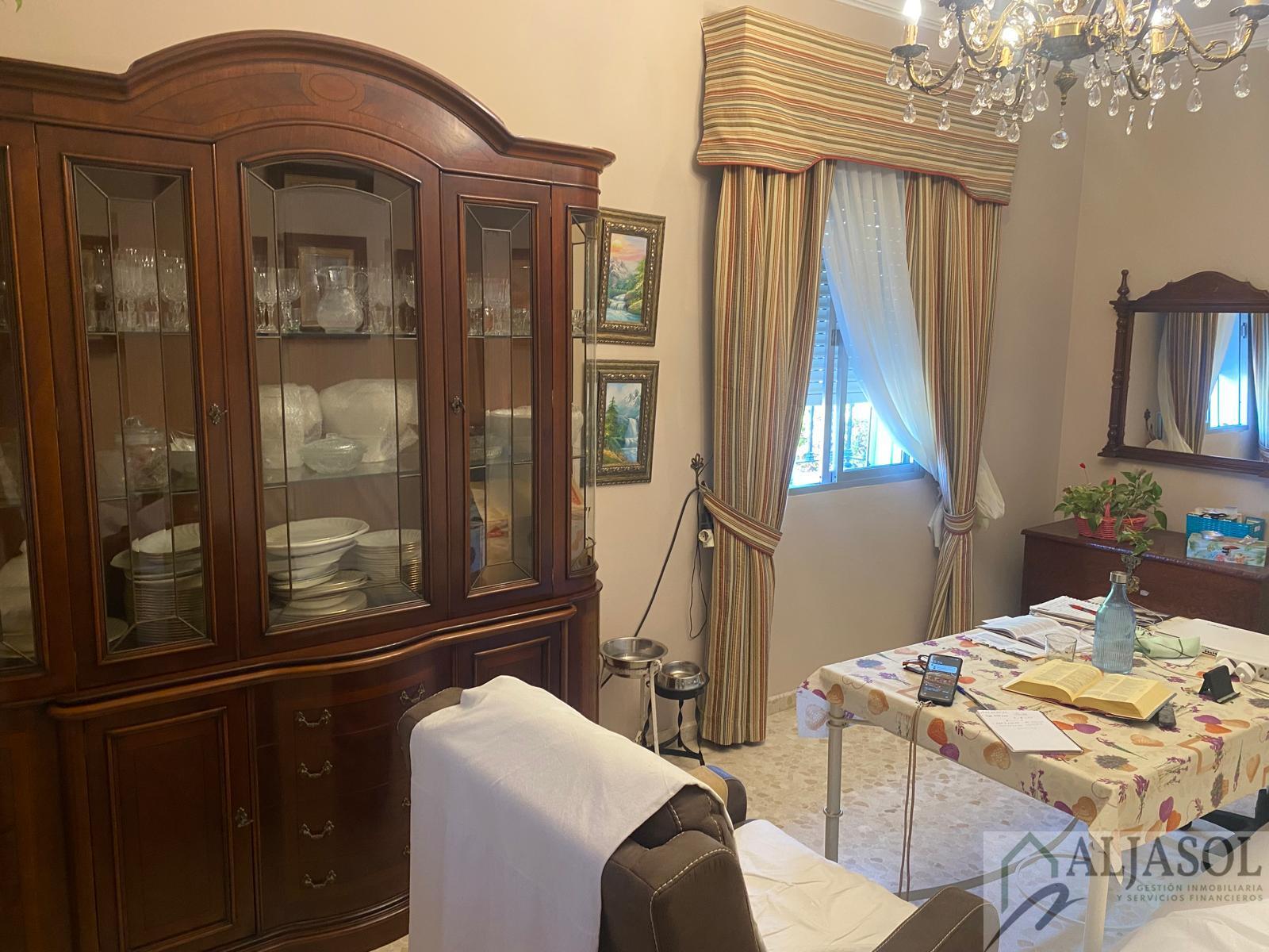 Venta de chalet en Salteras