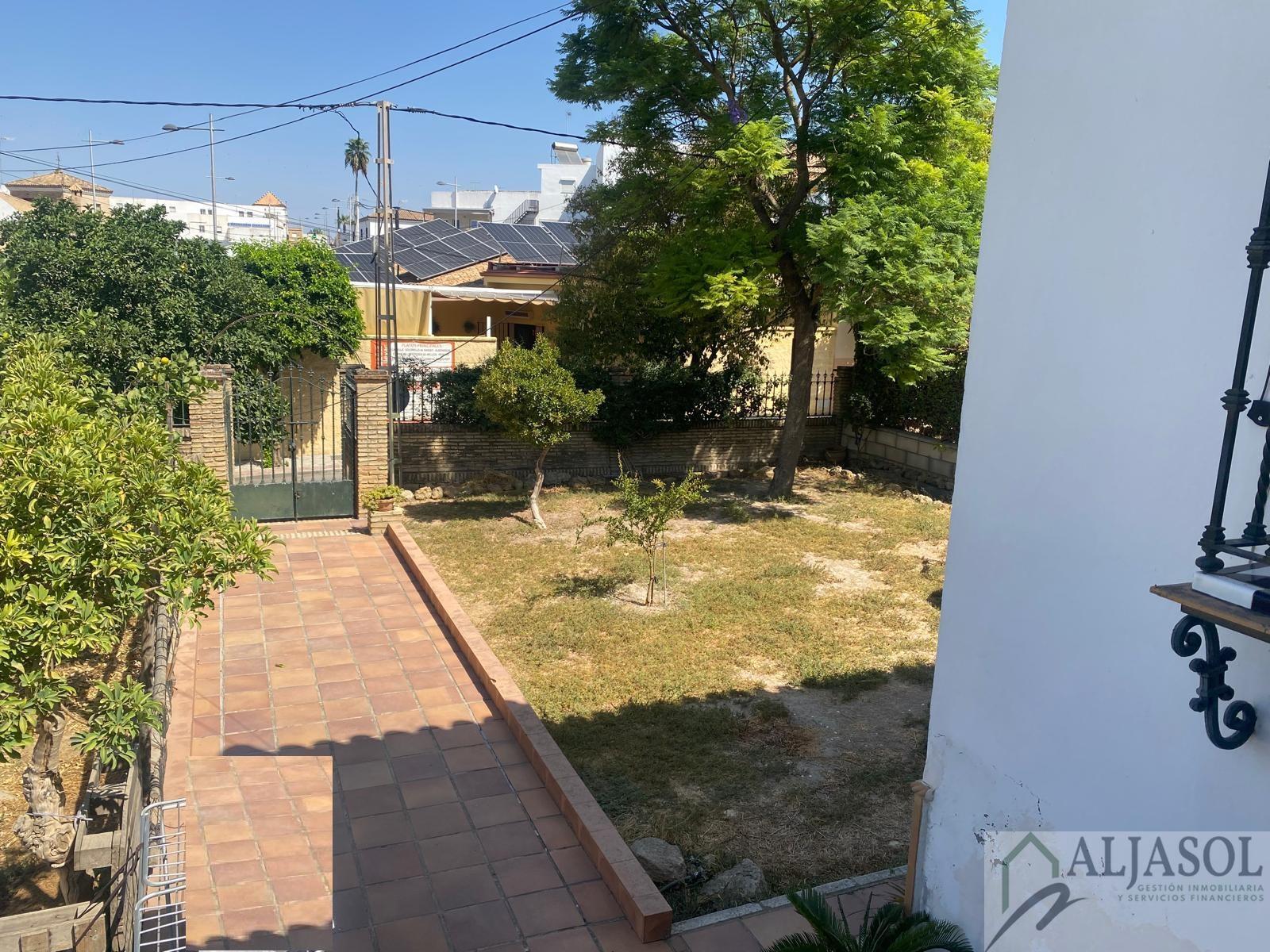 Venta de chalet en Salteras