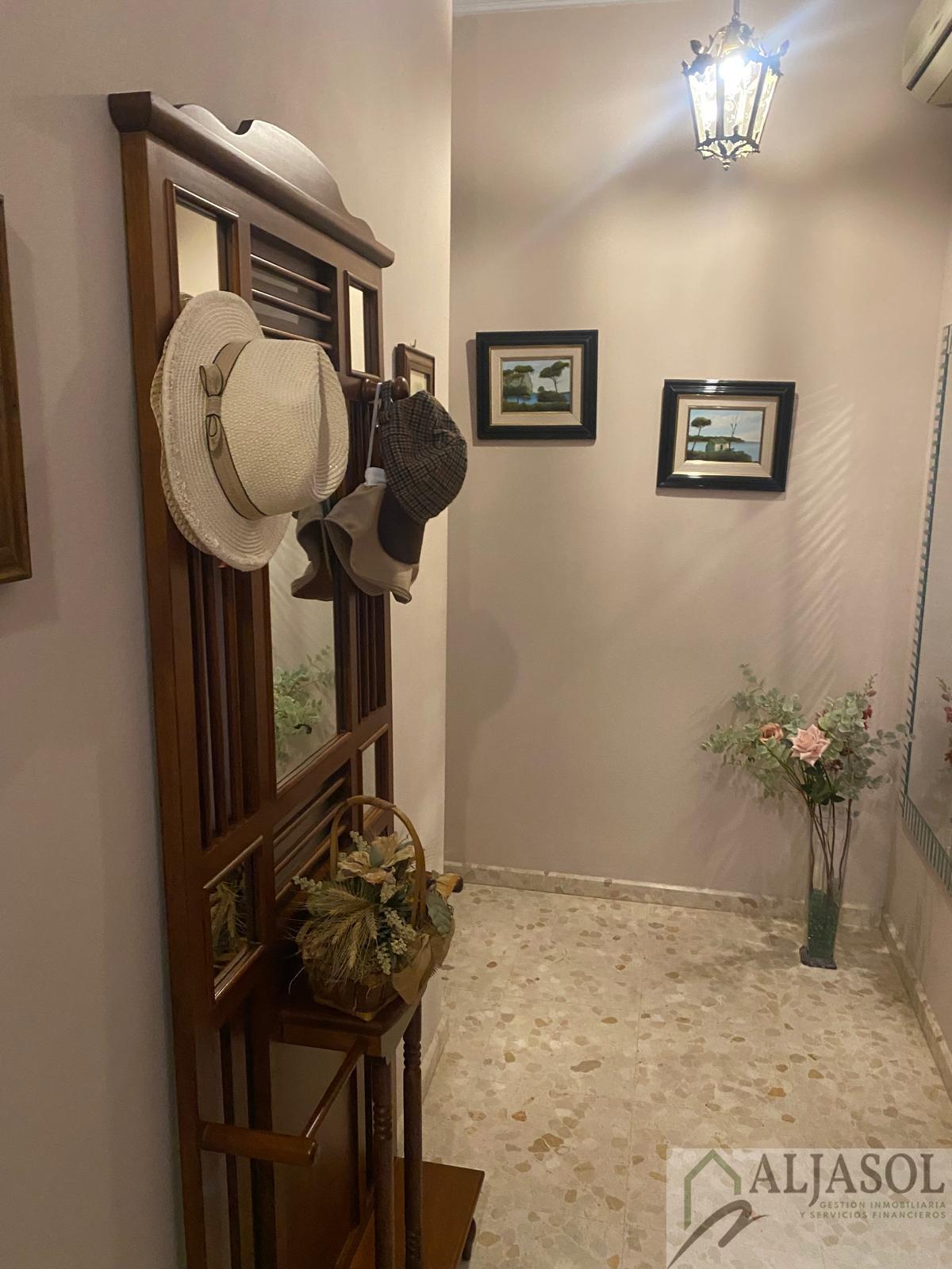 Venta de chalet en Salteras