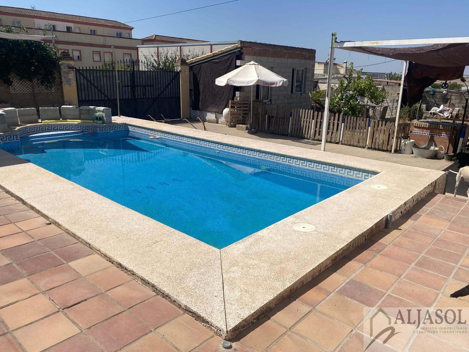 Venta de chalet en Salteras
