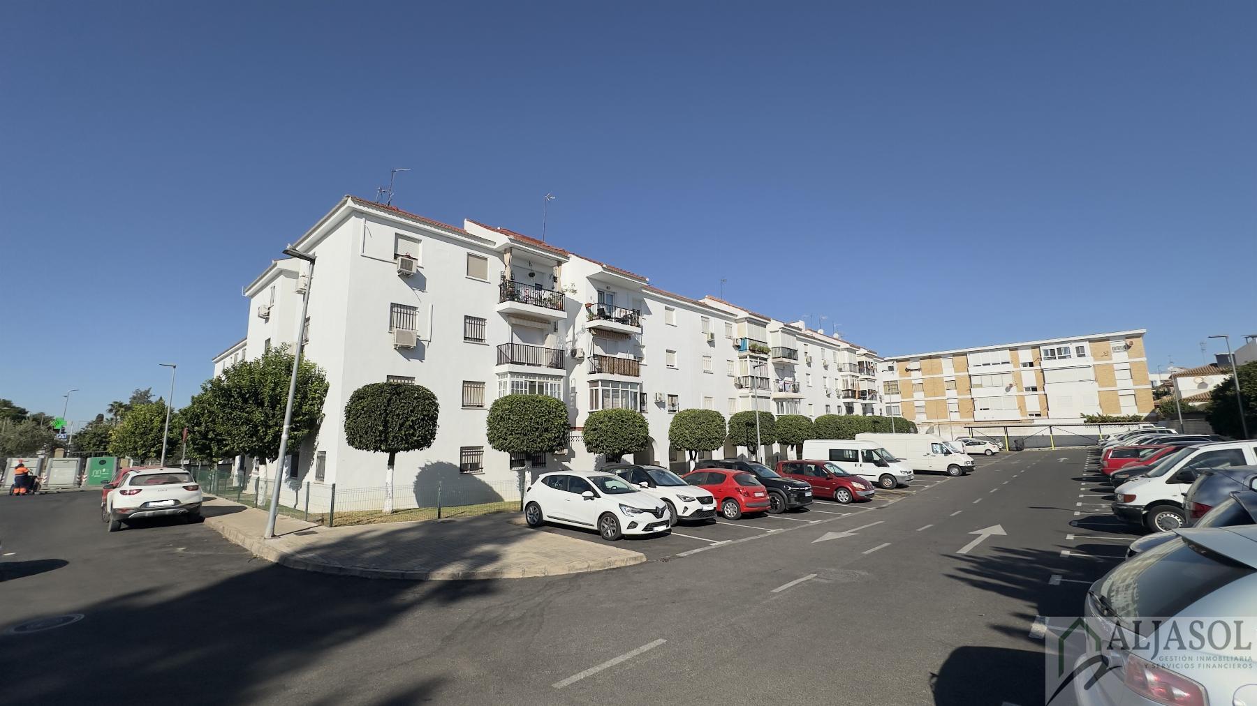 Venta de piso en Gines
