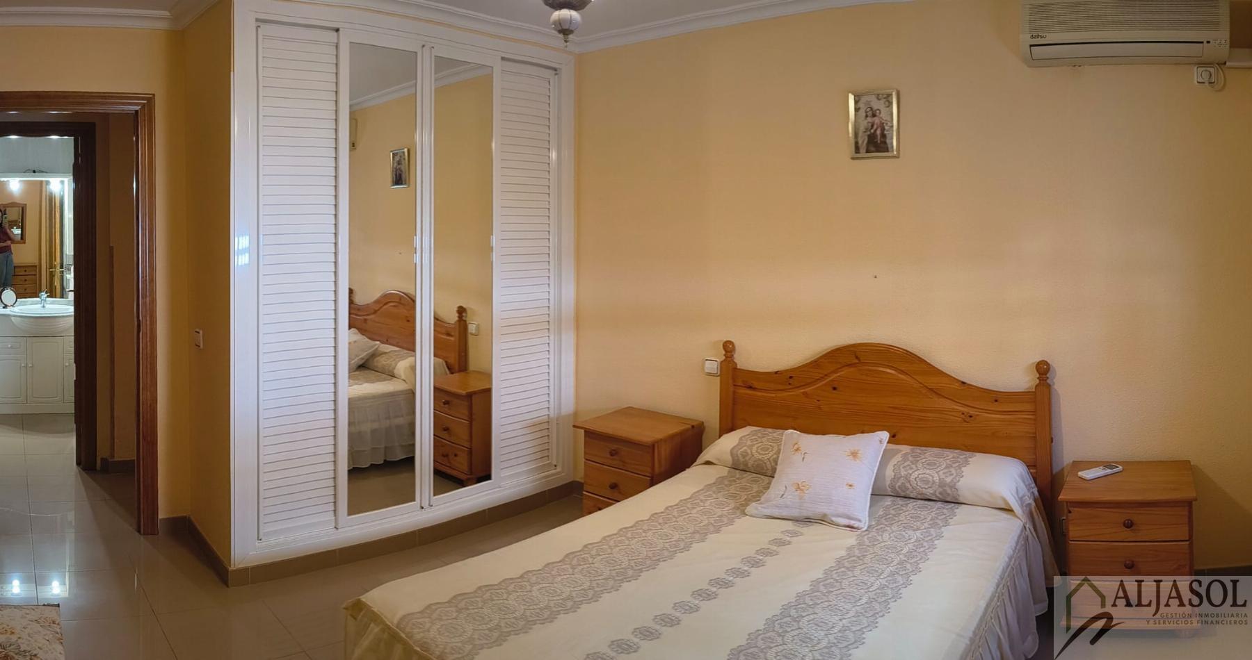 Venta de piso en Gines