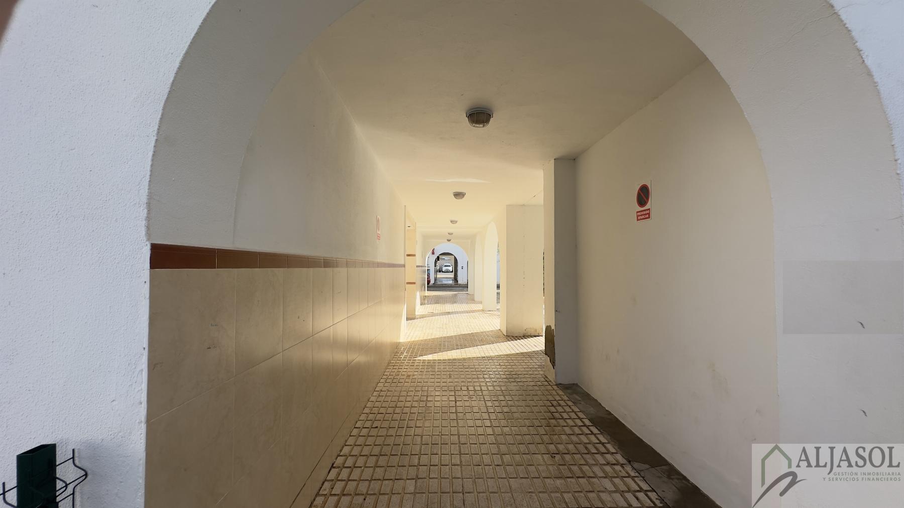 Venta de piso en Gines