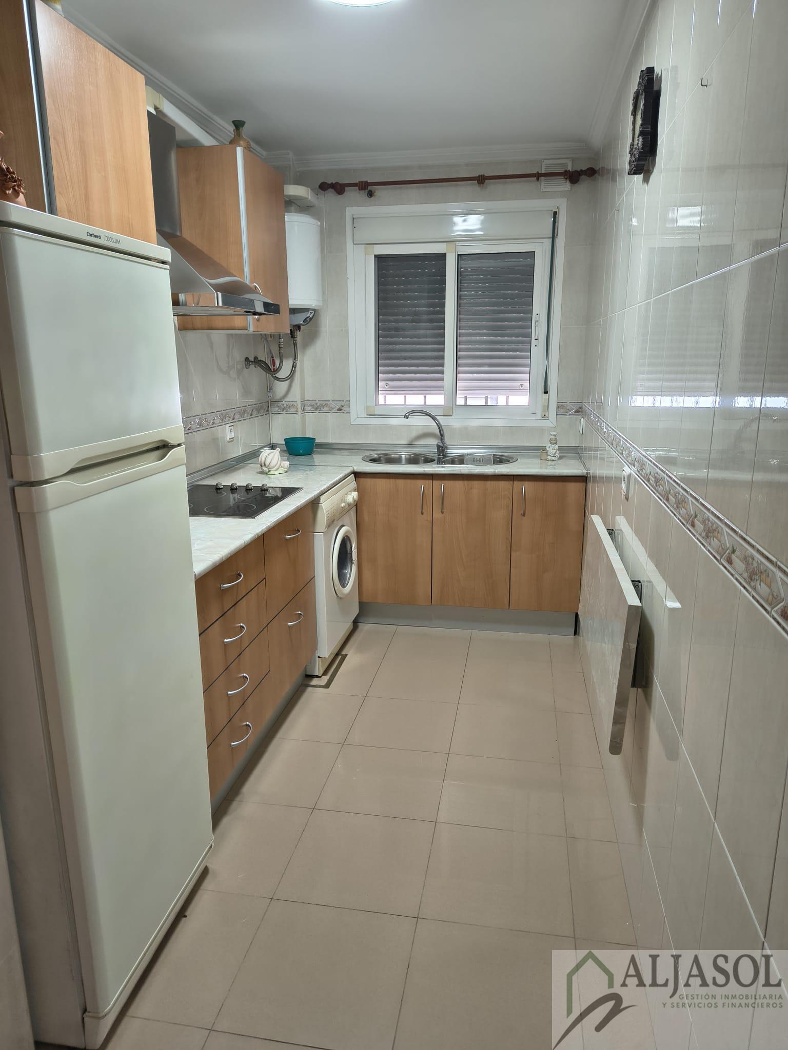 Venta de piso en Gines