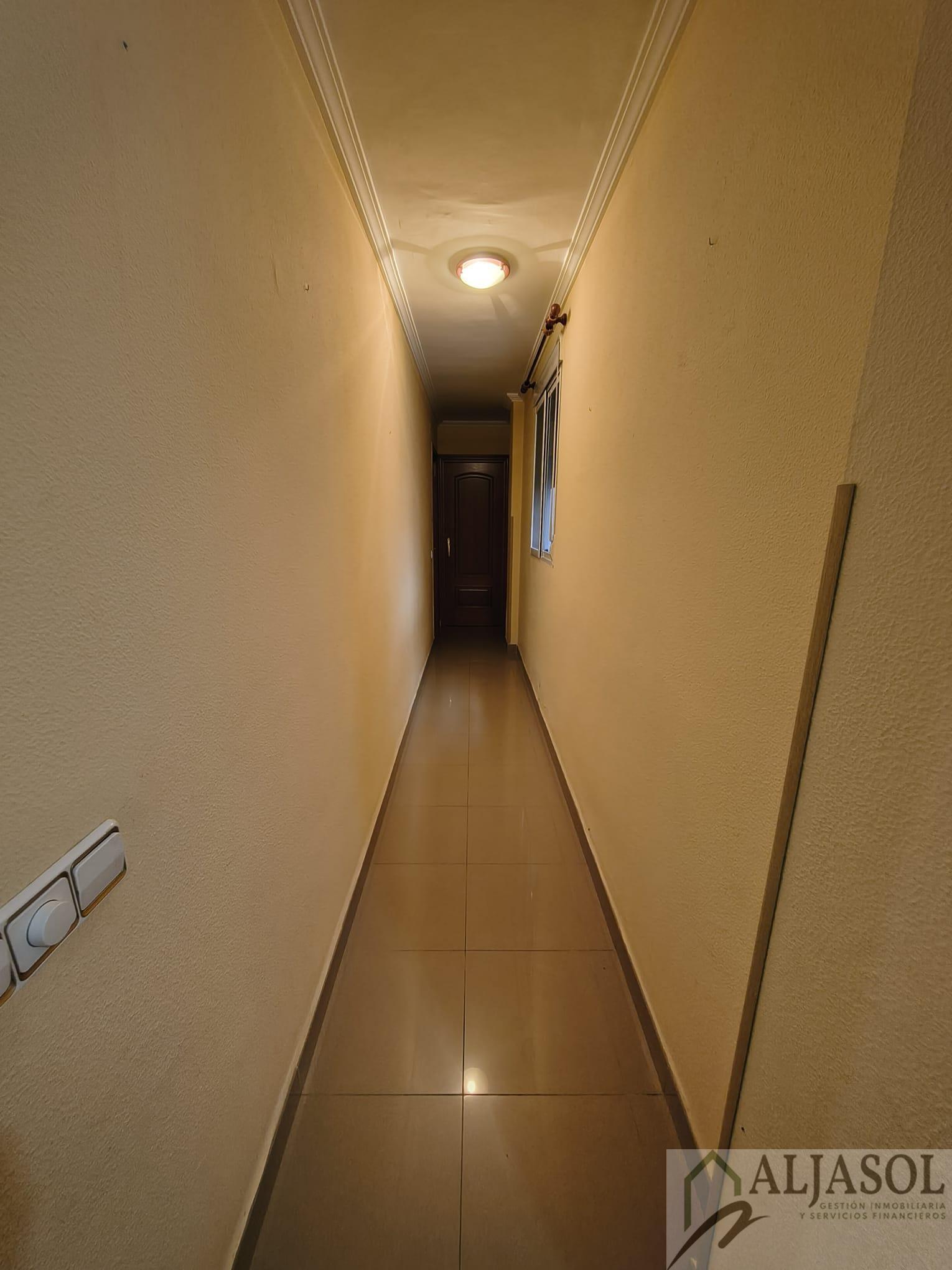 Venta de piso en Gines