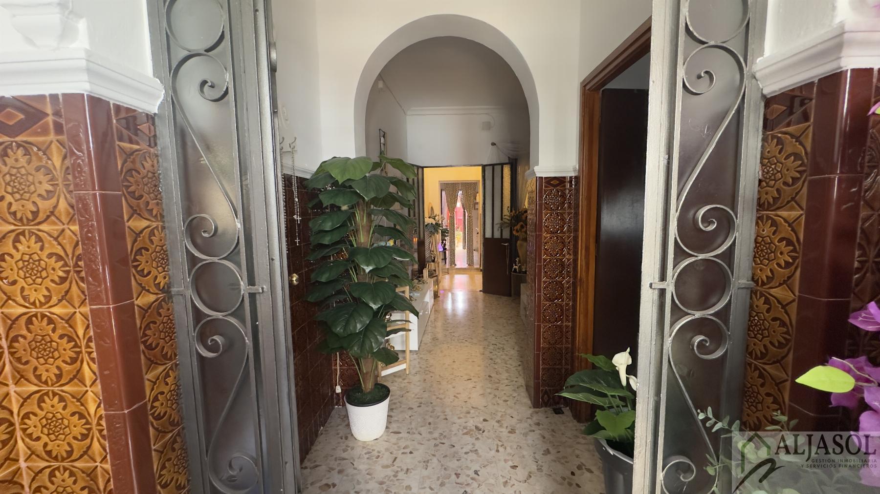 Venta de casa en Bormujos