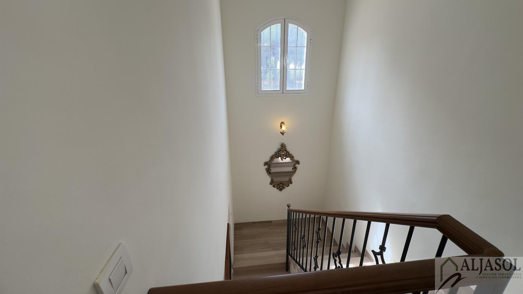 Venta de chalet en Bollullos de la Mitación