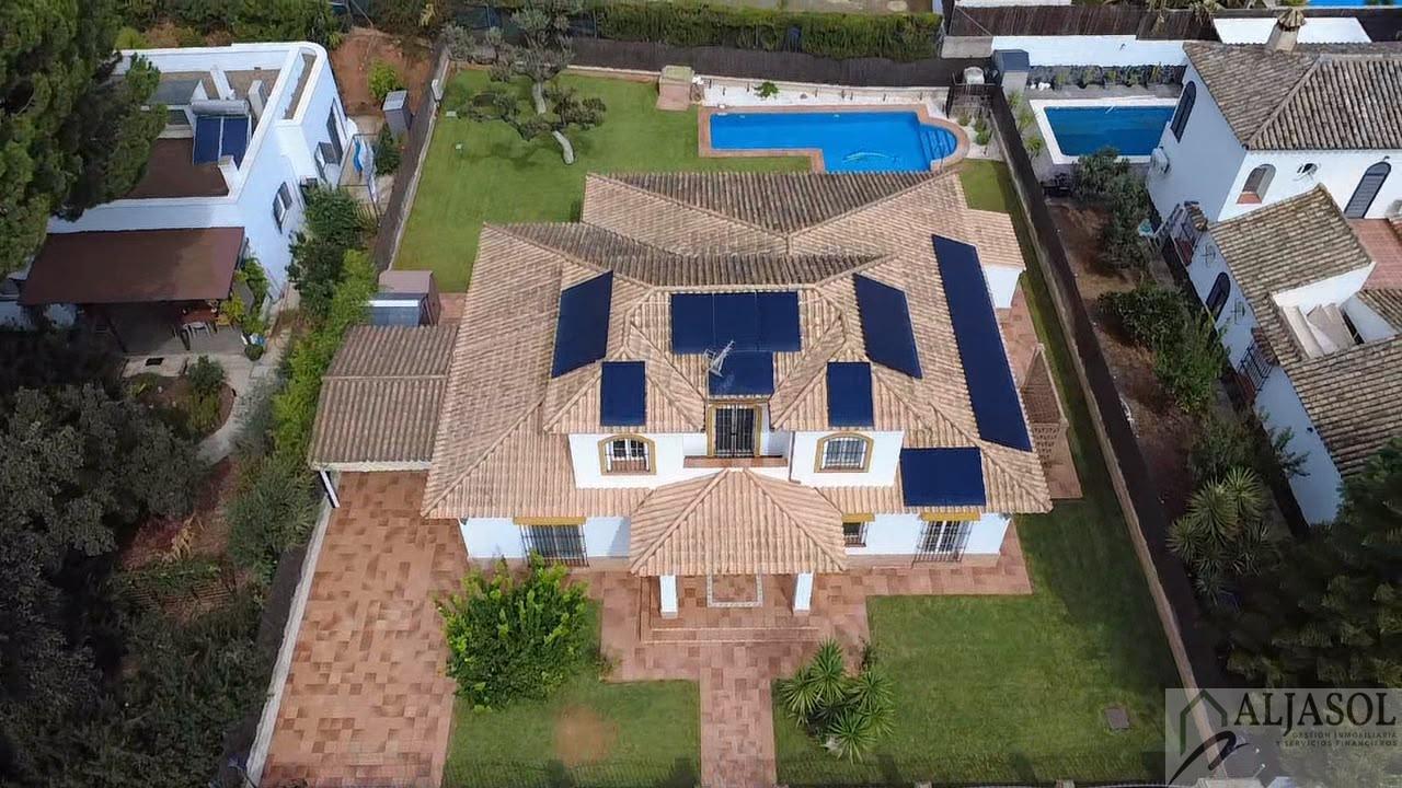Venta de chalet en Bollullos de la Mitación