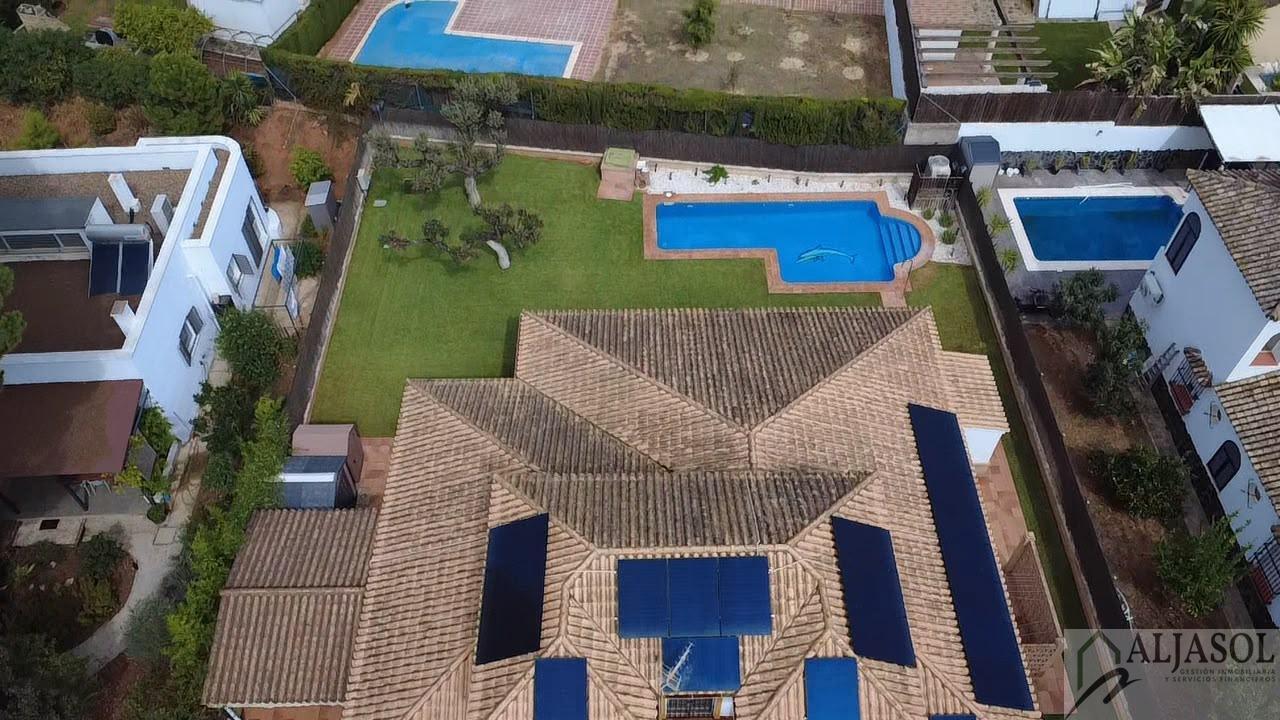 Venta de chalet en Bollullos de la Mitación