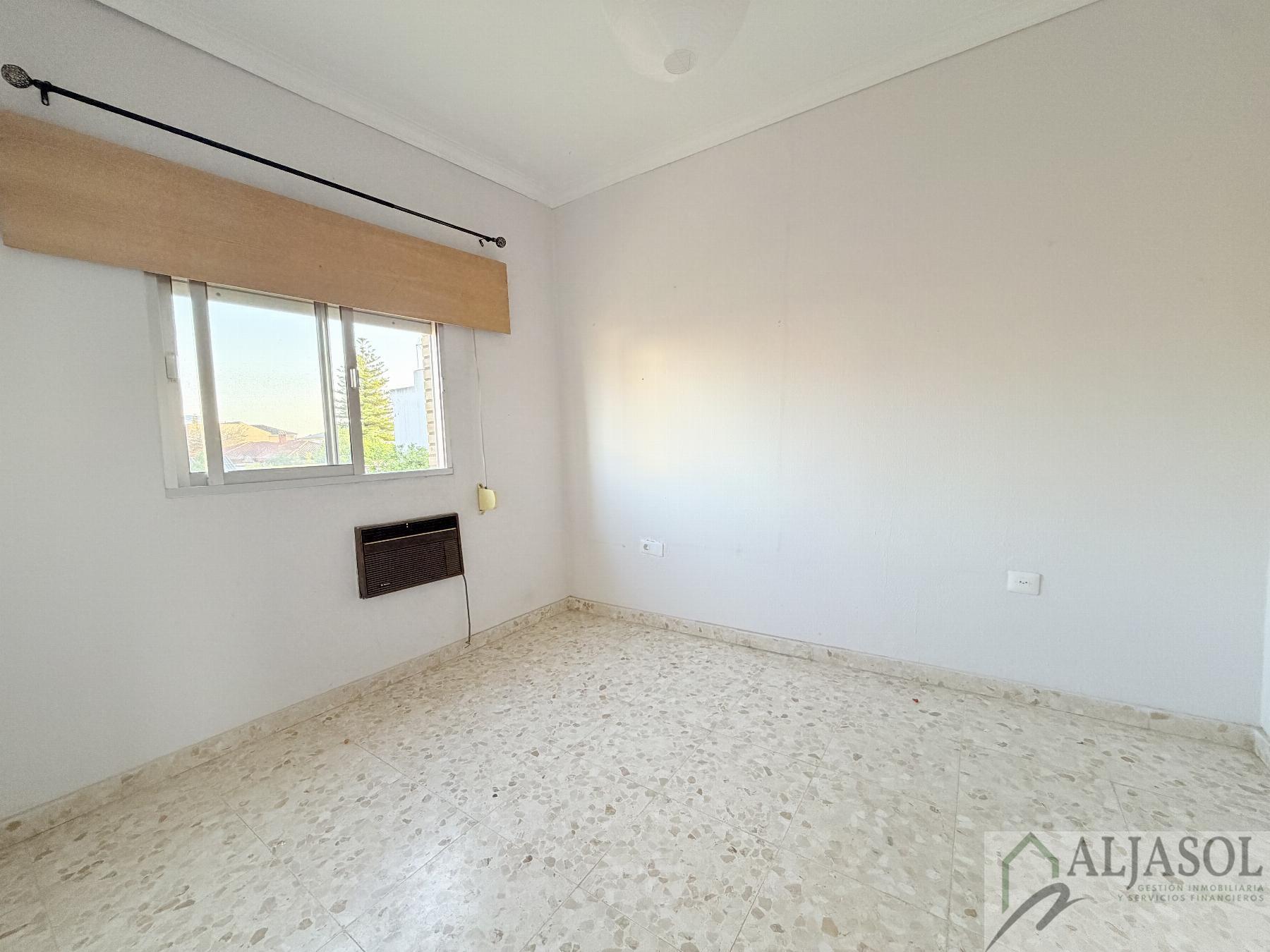 Venta de casa en Valencina de la Concepción