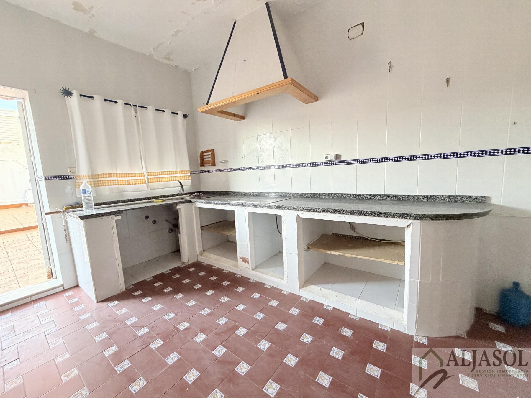 Venta de casa en Valencina de la Concepción