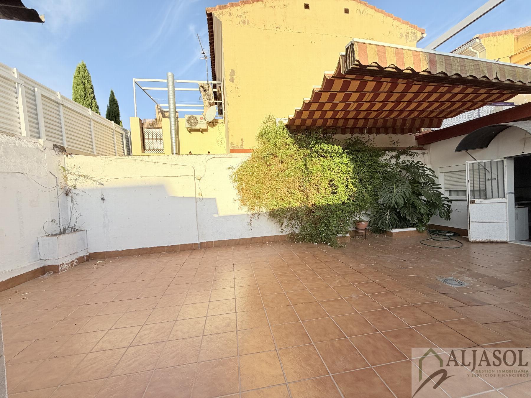 Venta de casa en Valencina de la Concepción