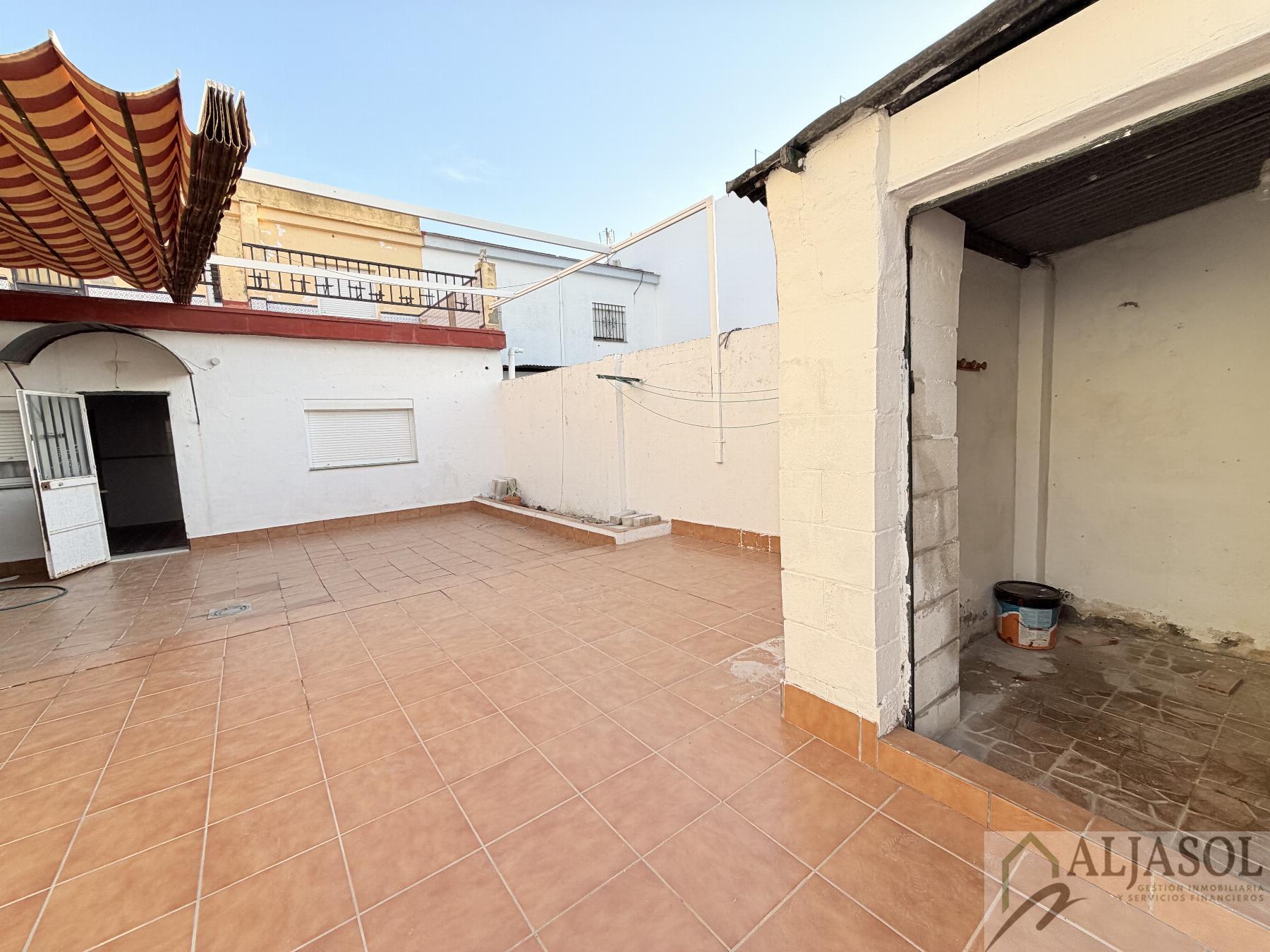 Venta de casa en Valencina de la Concepción