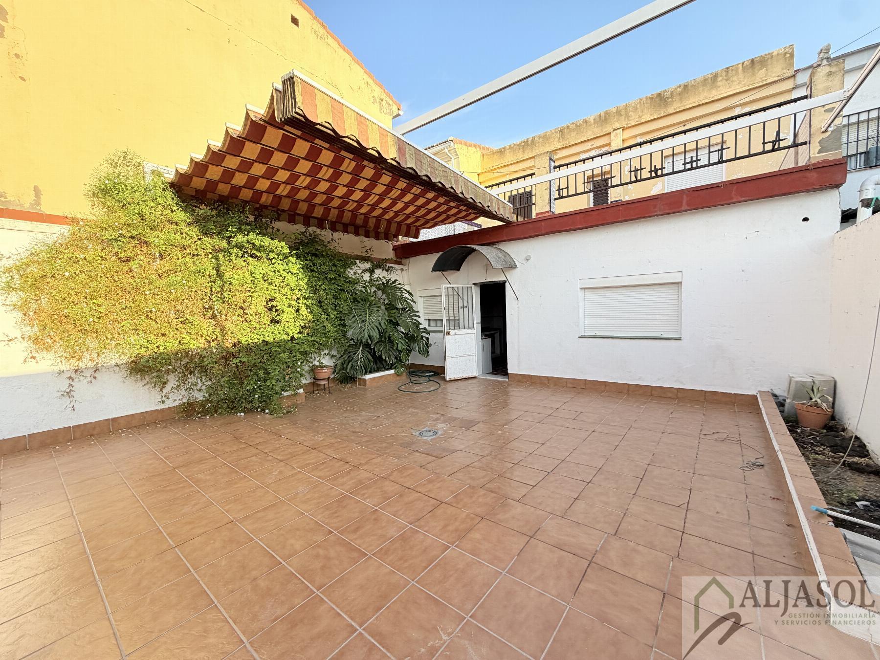 Venta de casa en Valencina de la Concepción