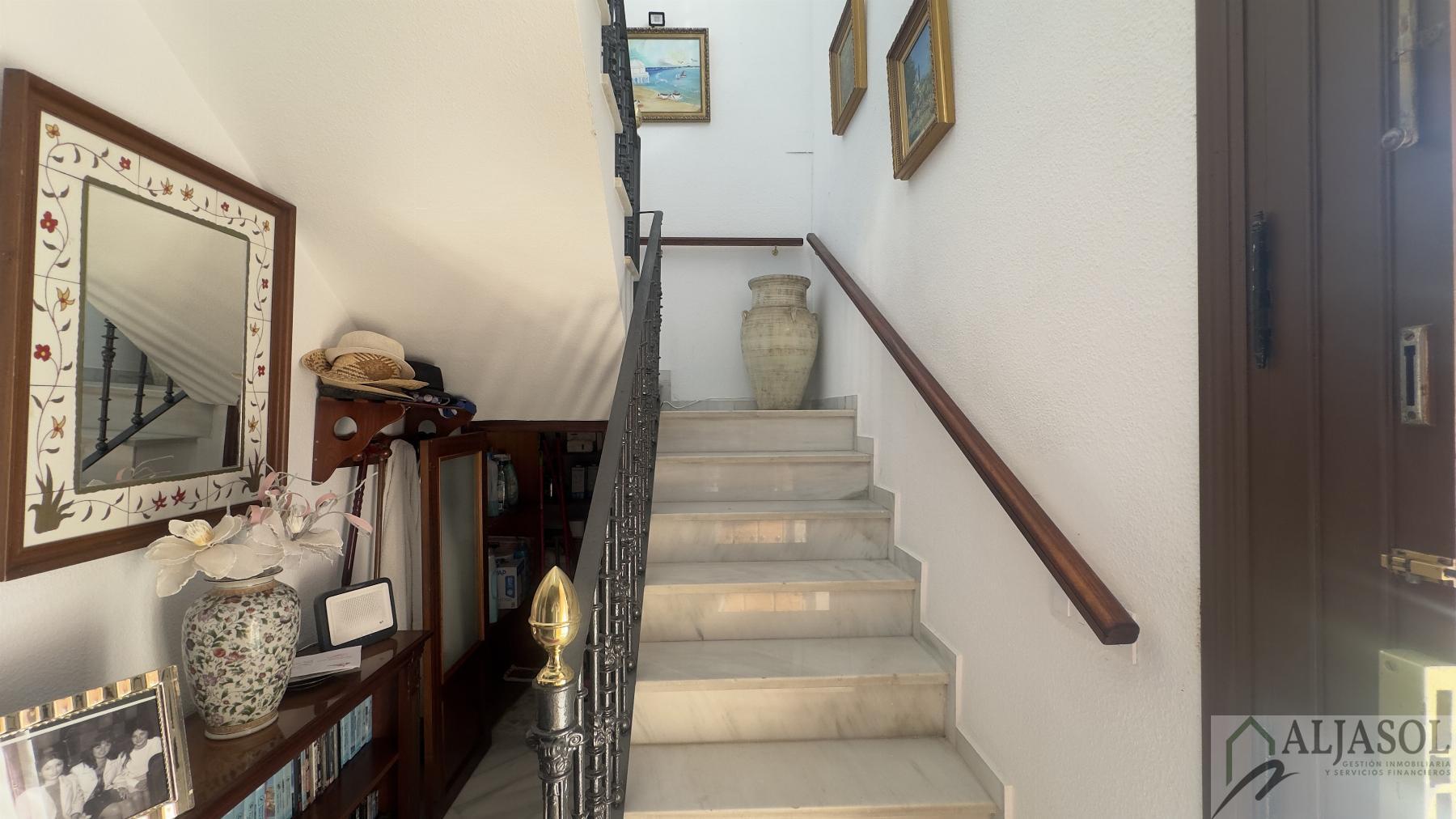 Venta de chalet en Bollullos de la Mitación