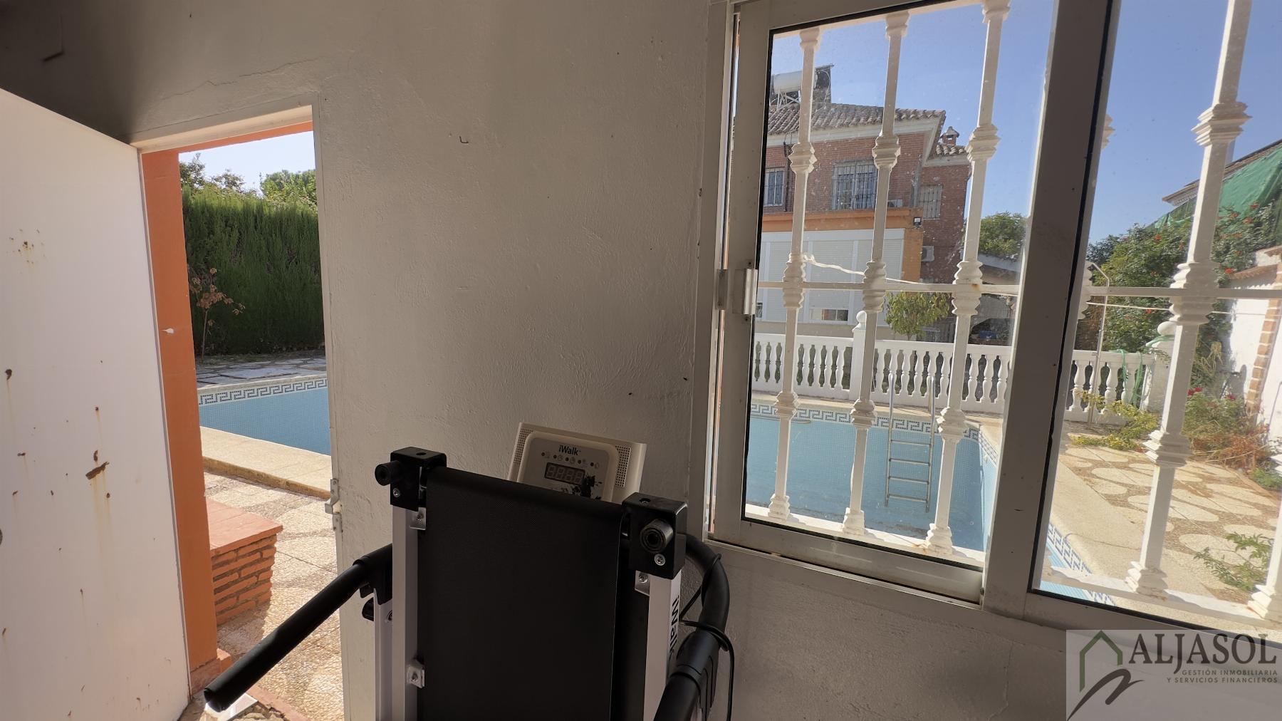 Venta de chalet en Bollullos de la Mitación