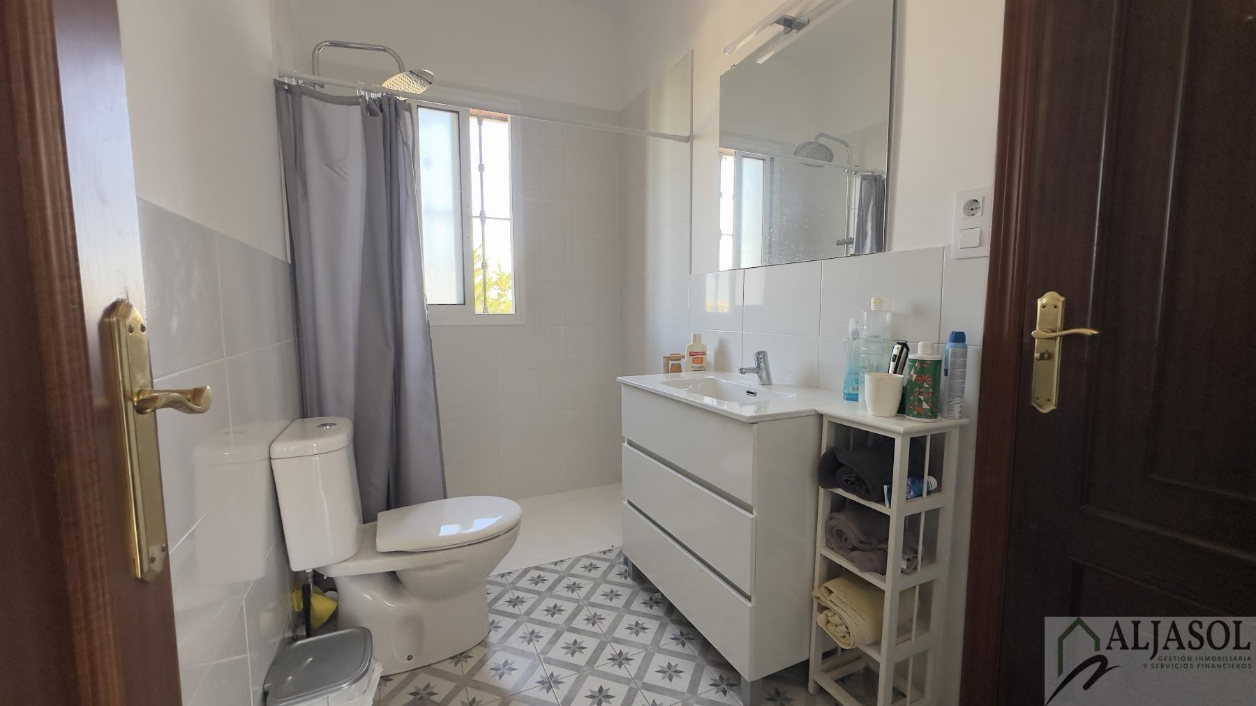 Venta de chalet en Bollullos de la Mitación