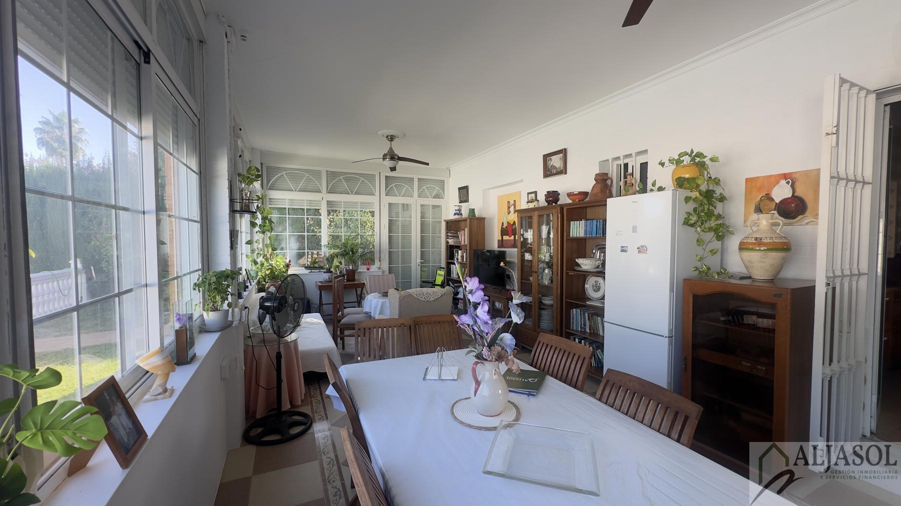 Venta de chalet en Bollullos de la Mitación