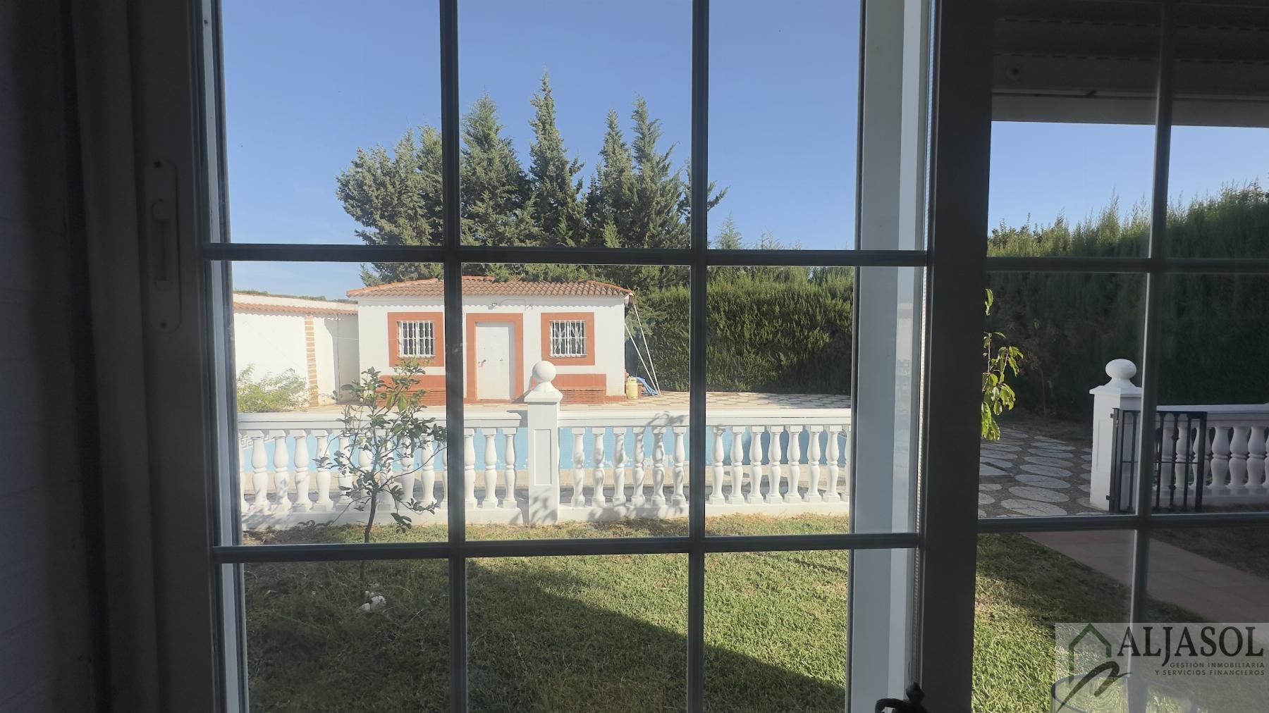 Venta de chalet en Bollullos de la Mitación