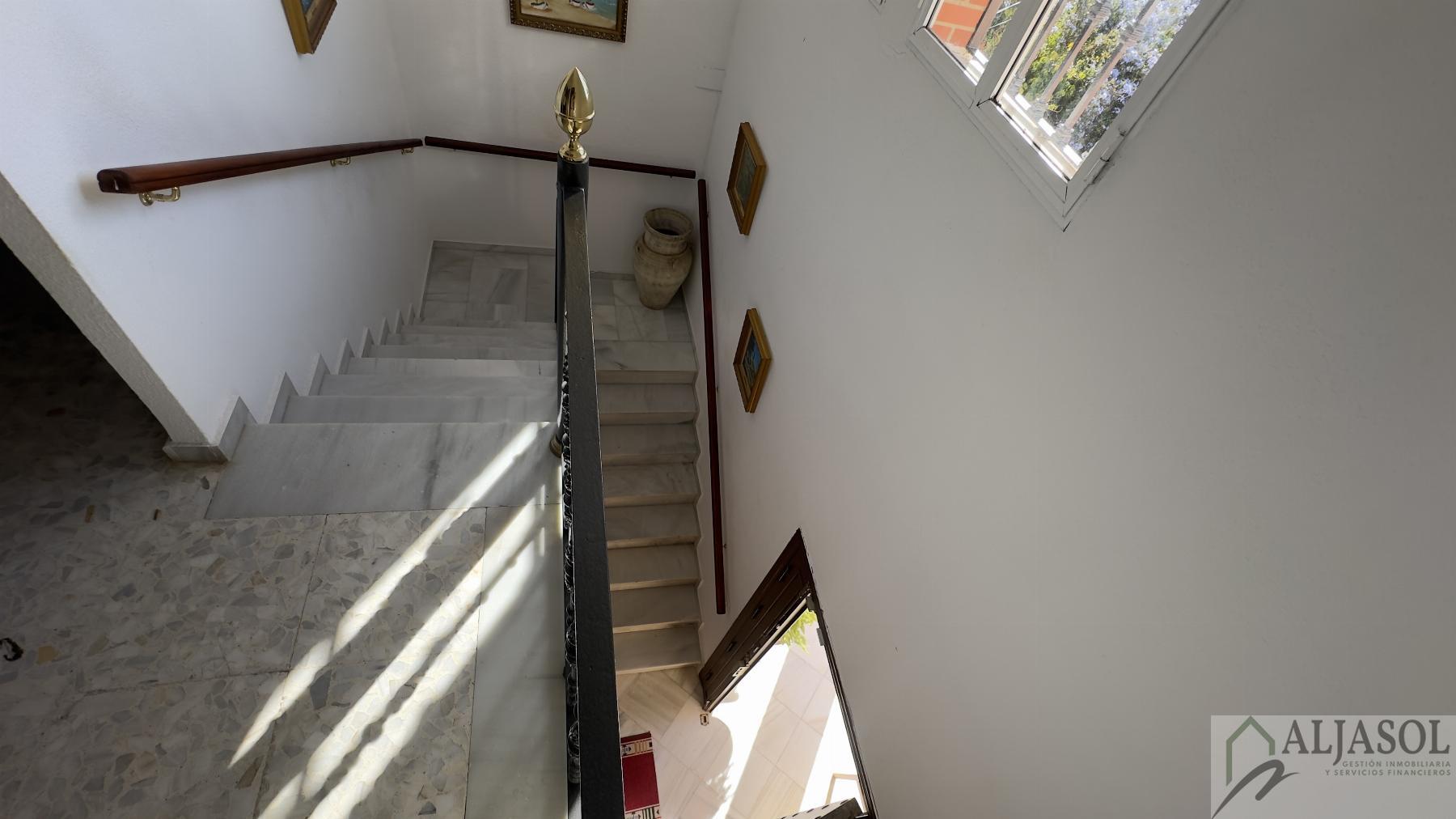 Venta de chalet en Bollullos de la Mitación