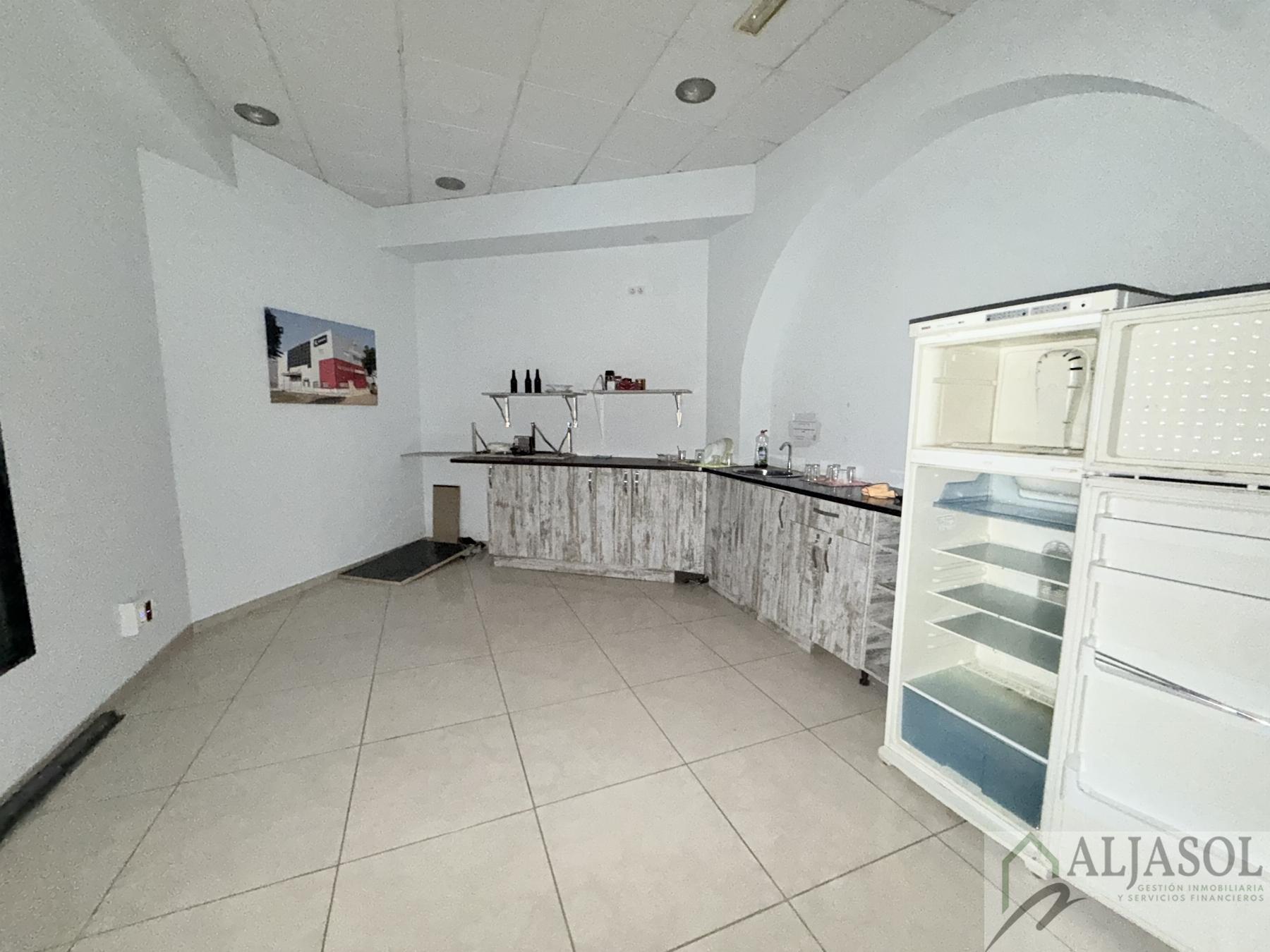 Venta de nave en Bollullos de la Mitación