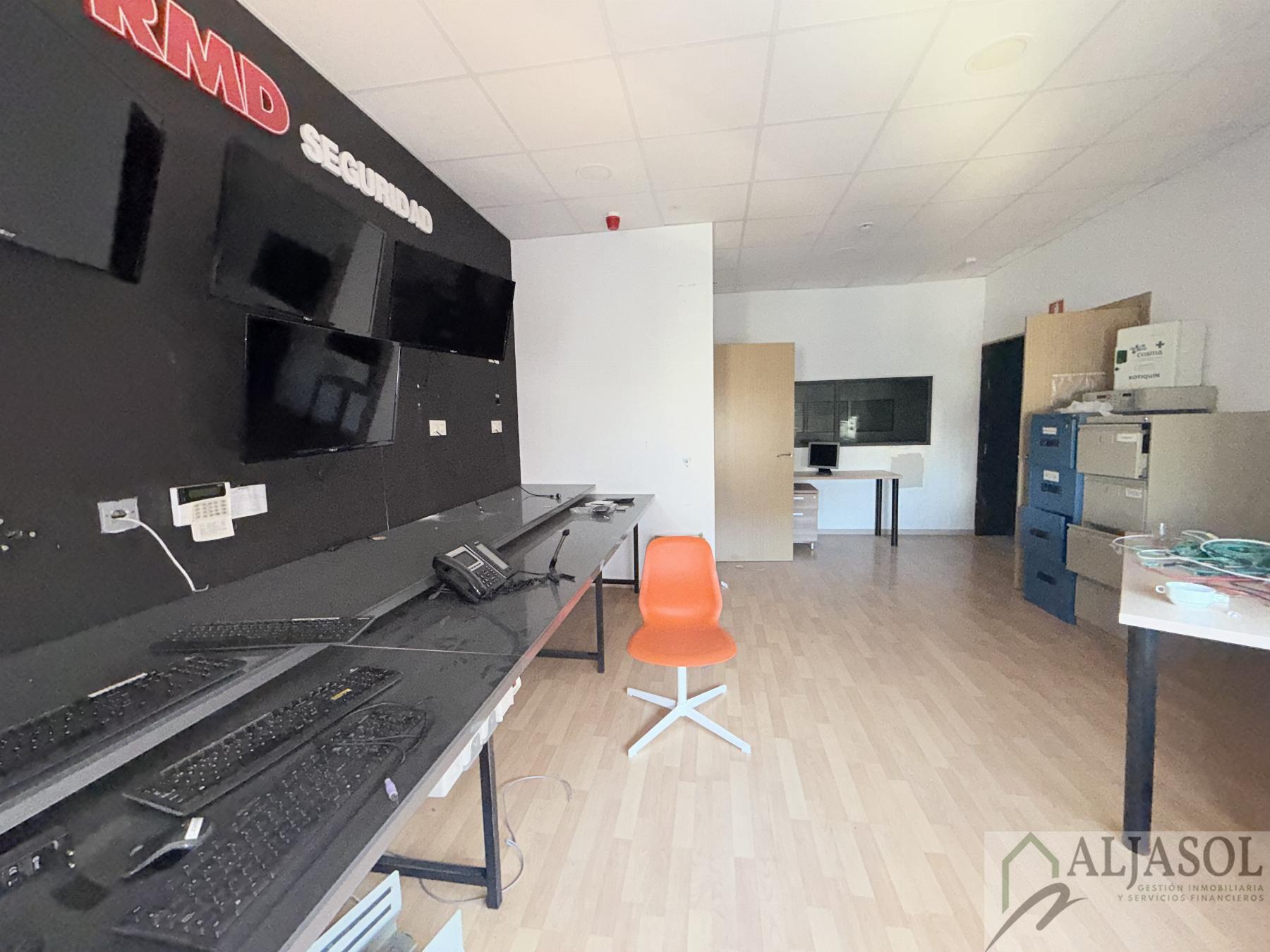 Venta de nave en Bollullos de la Mitación