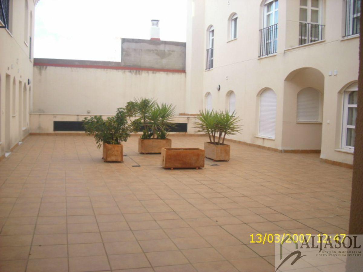 For sale of apartment in Sanlúcar la Mayor