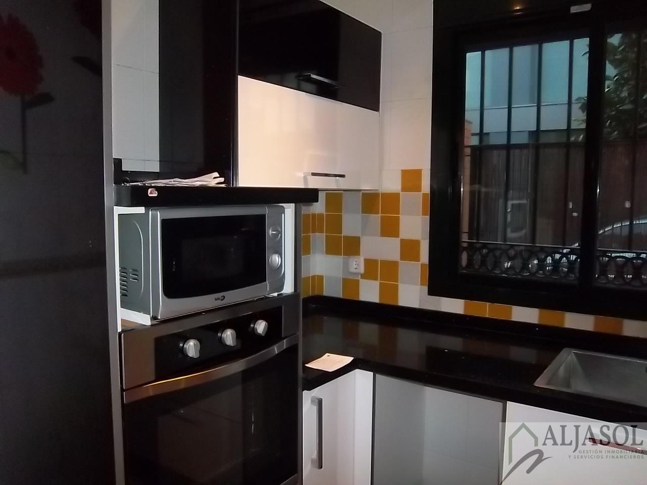 For sale of house in Bormujos
